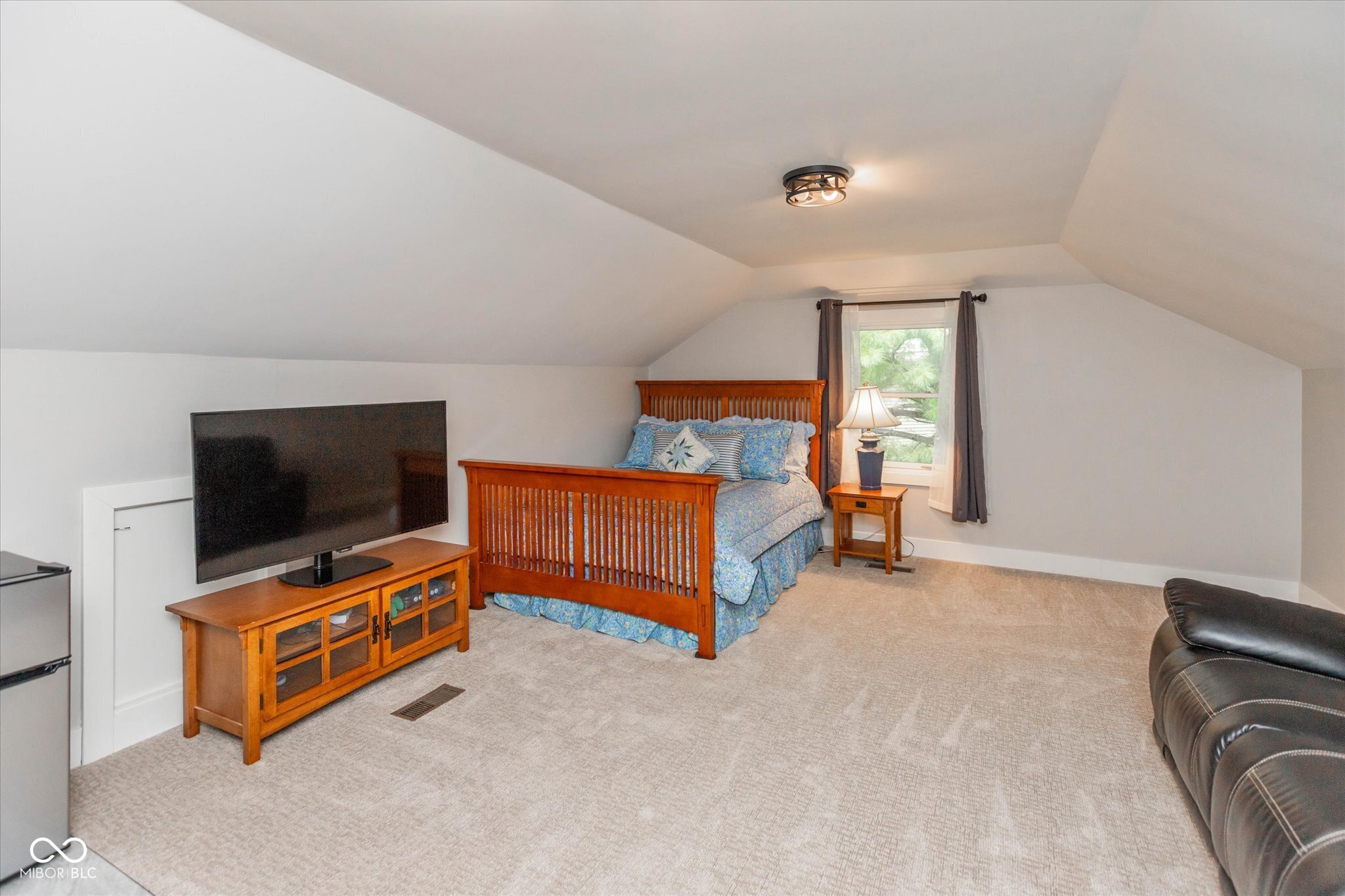 7628 Davis Lane