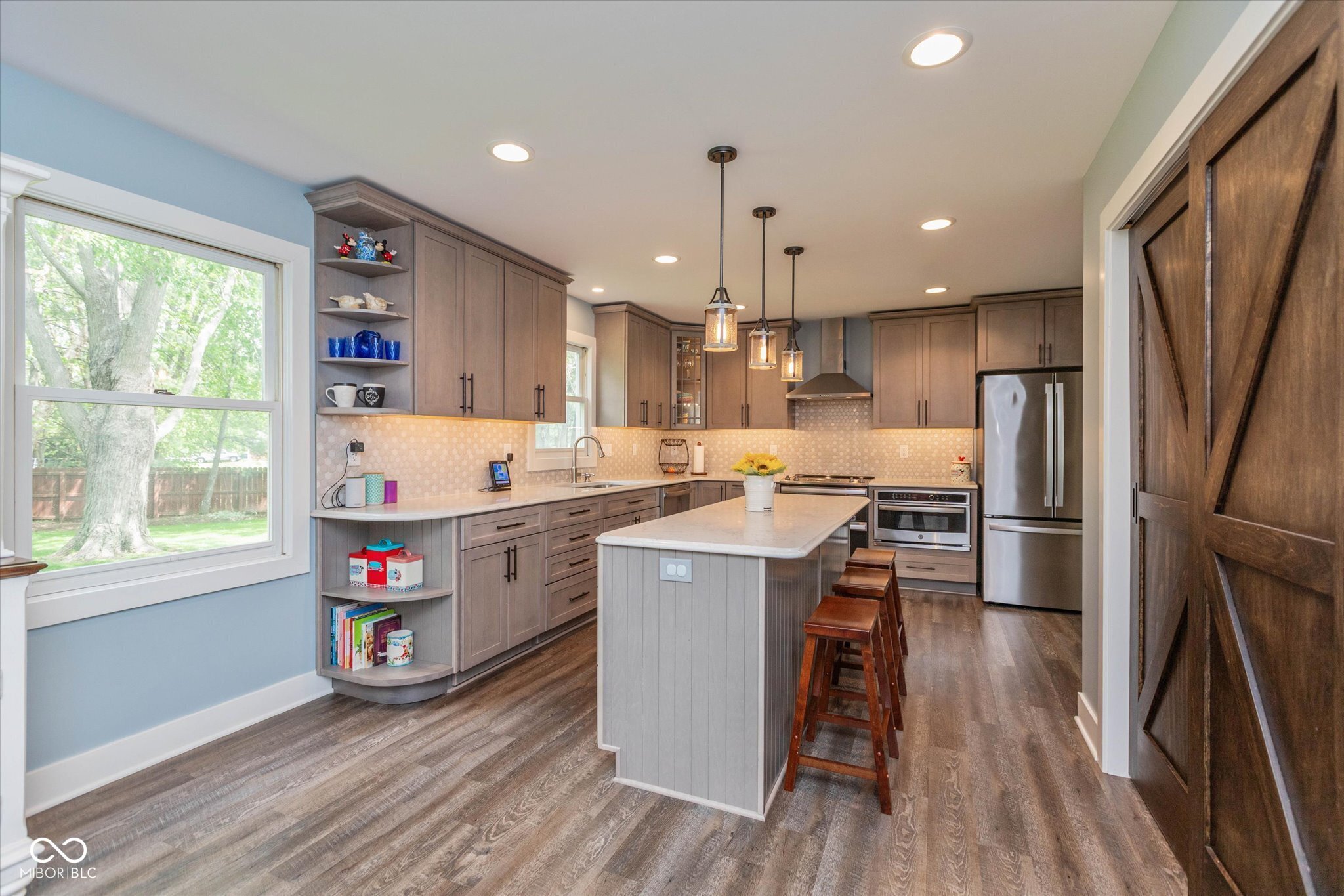 7628 Davis Lane