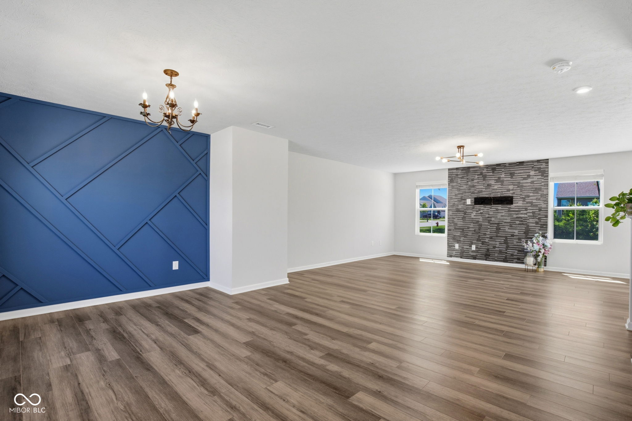 9760 Oakgrove Drive