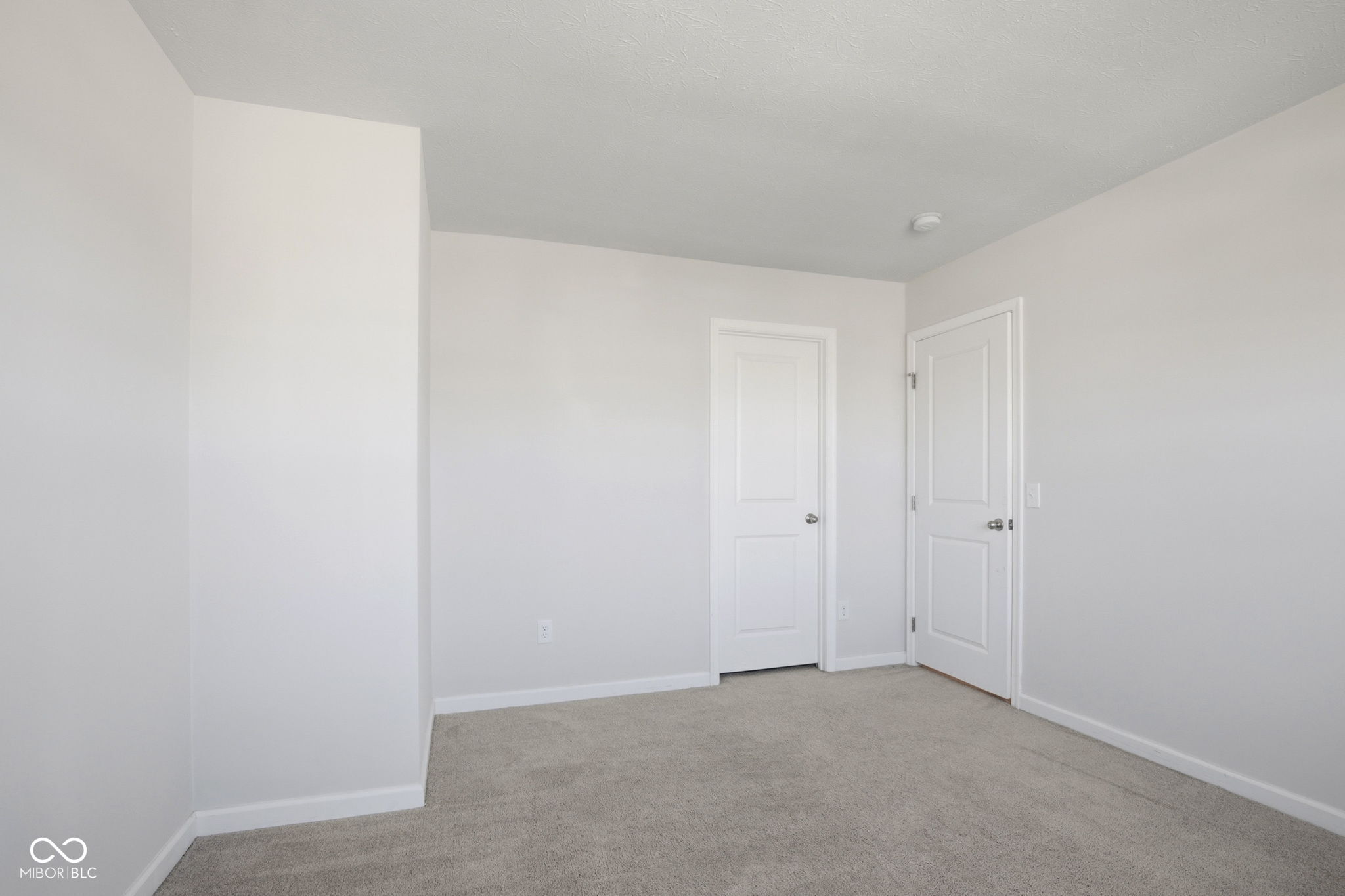 9760 Oakgrove Drive
