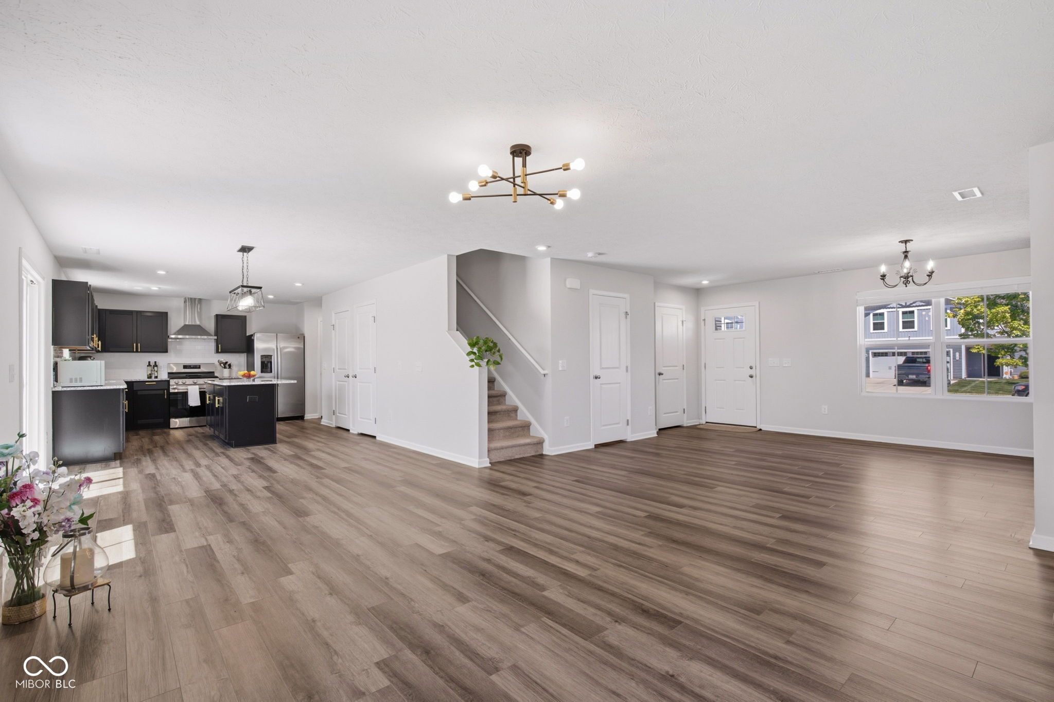 9760 Oakgrove Drive