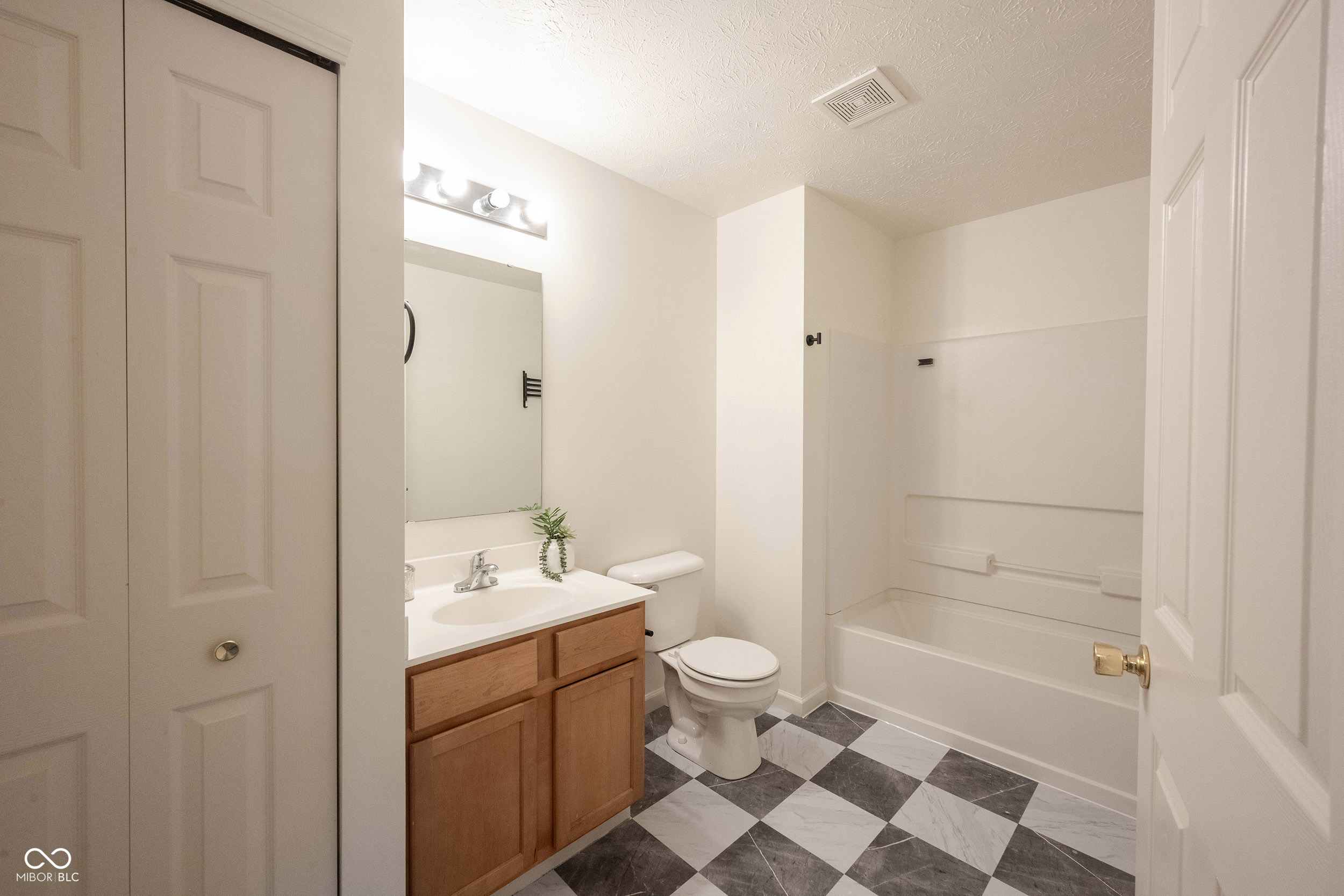 12235 Bubbling Brook Drive Unit: 1000