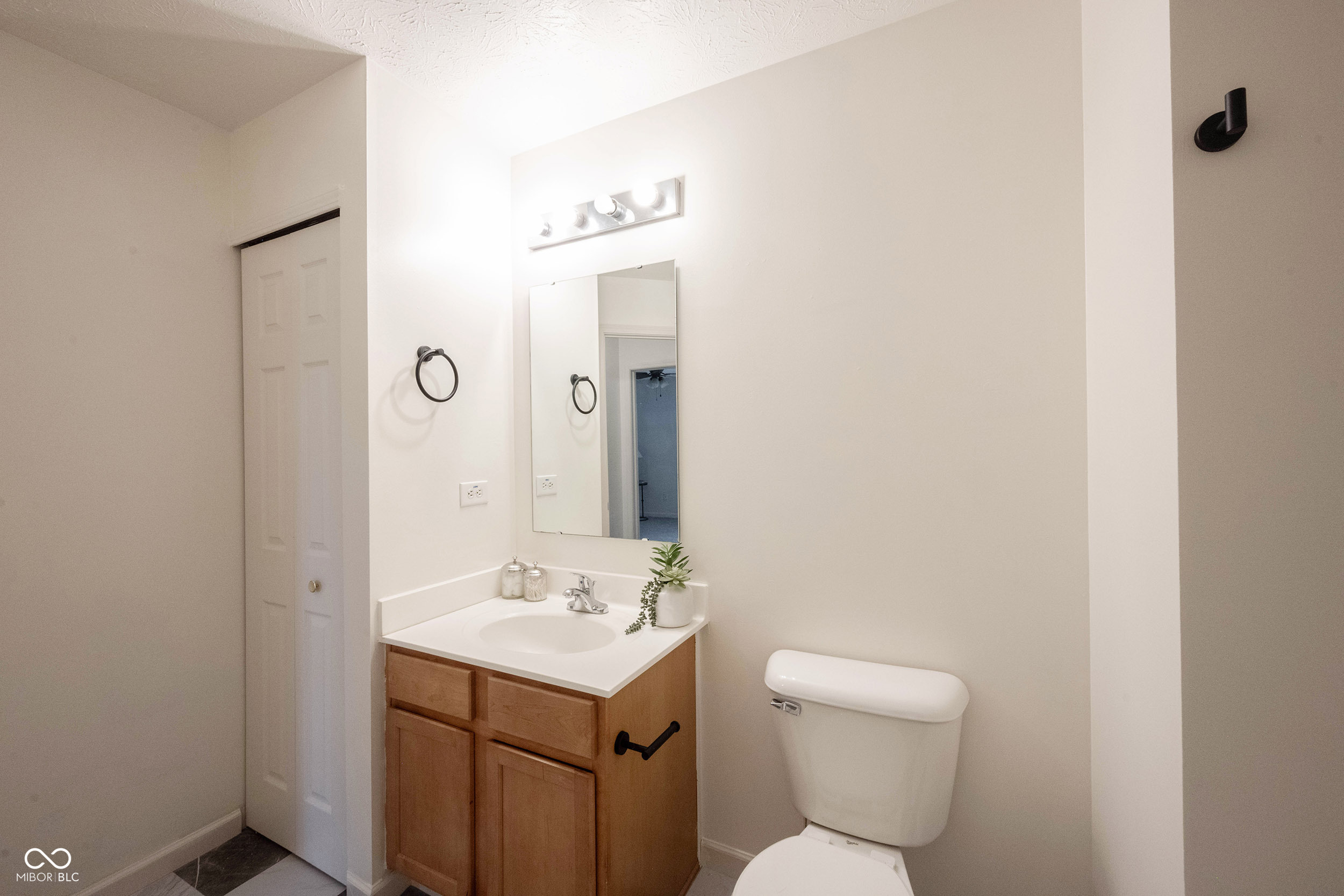 12235 Bubbling Brook Drive Unit: 1000