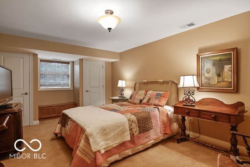 1029 Sterling Court