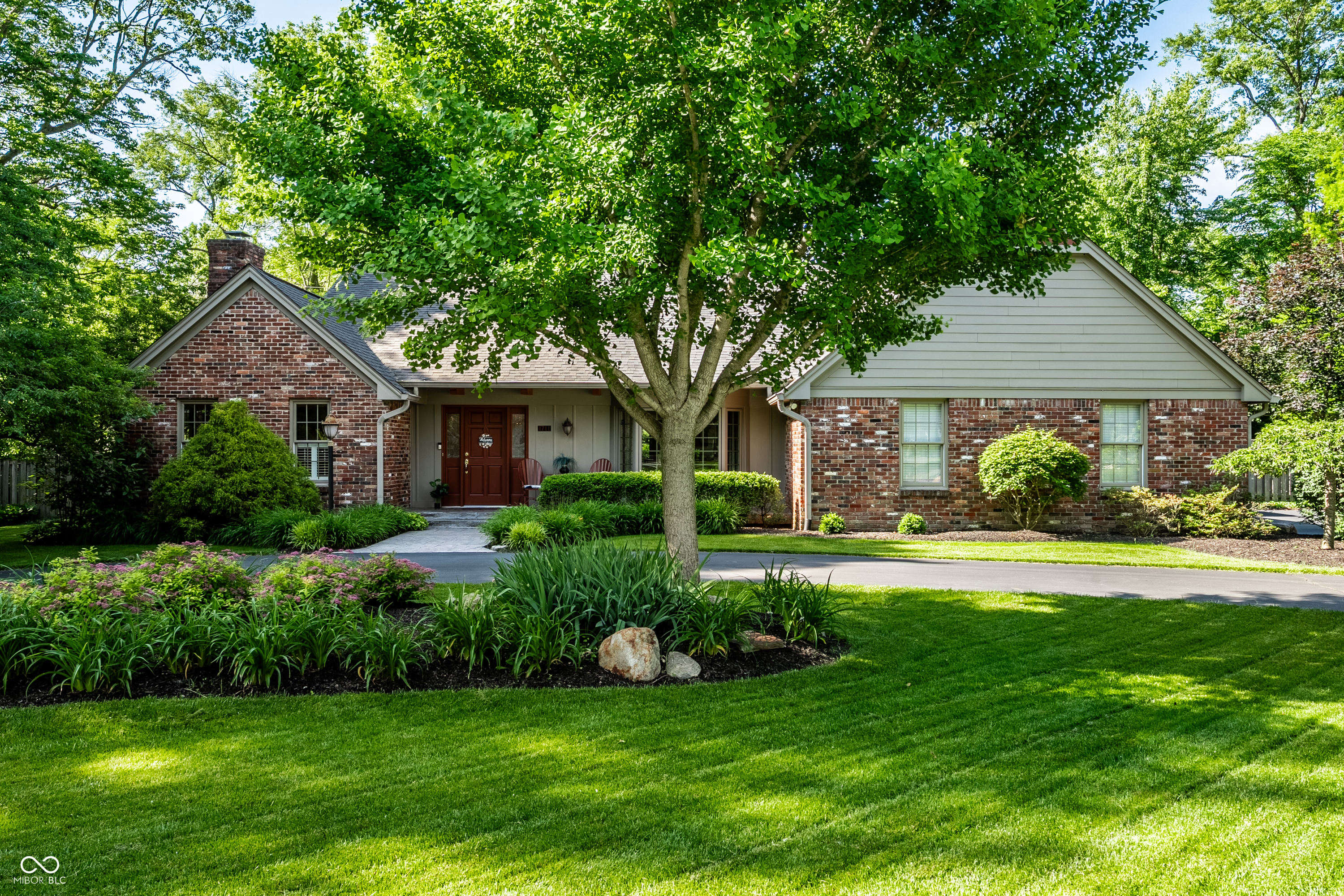1711 Wood Valley Drive