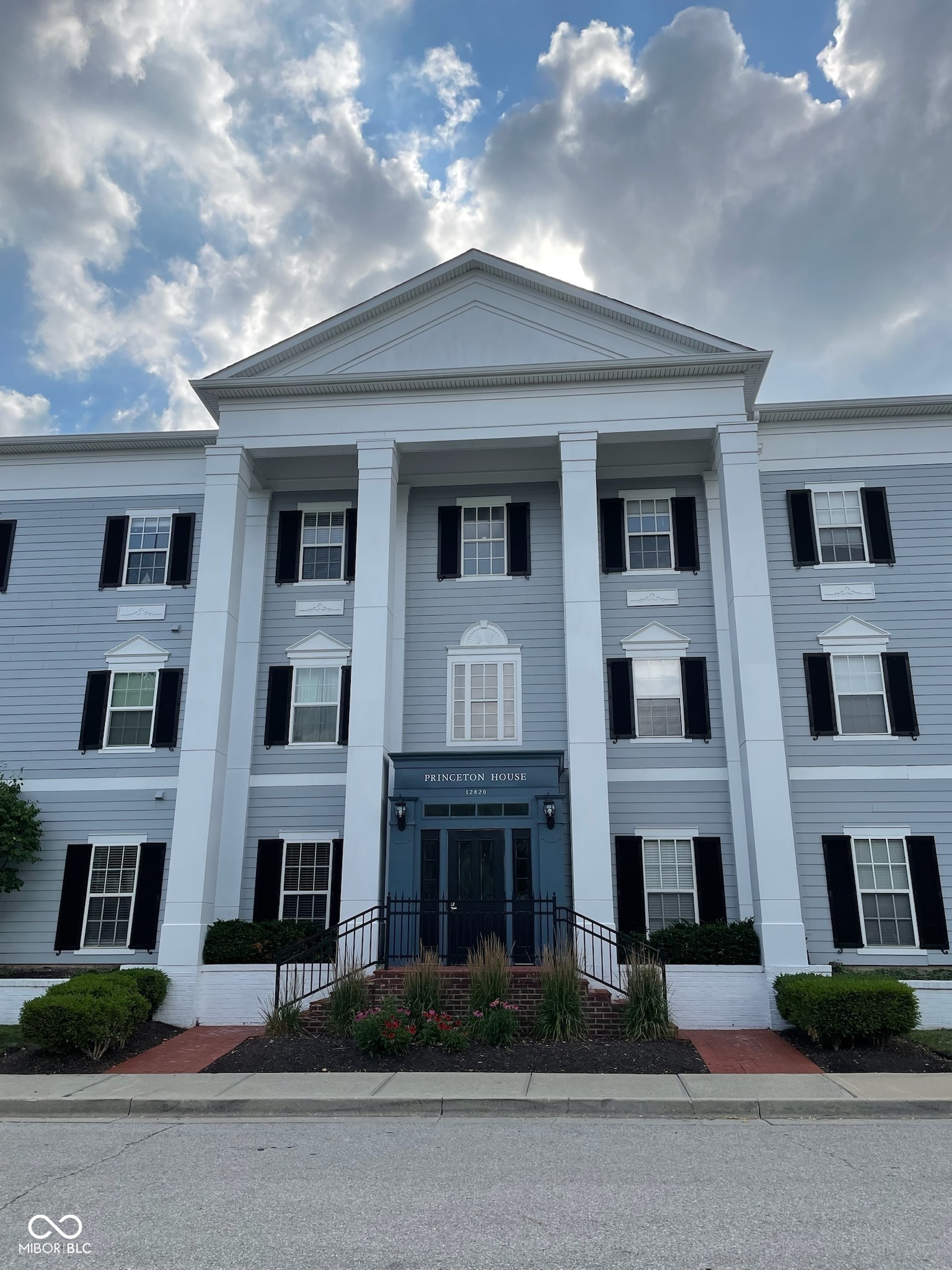 12820 University Crescent Unit: 2C
