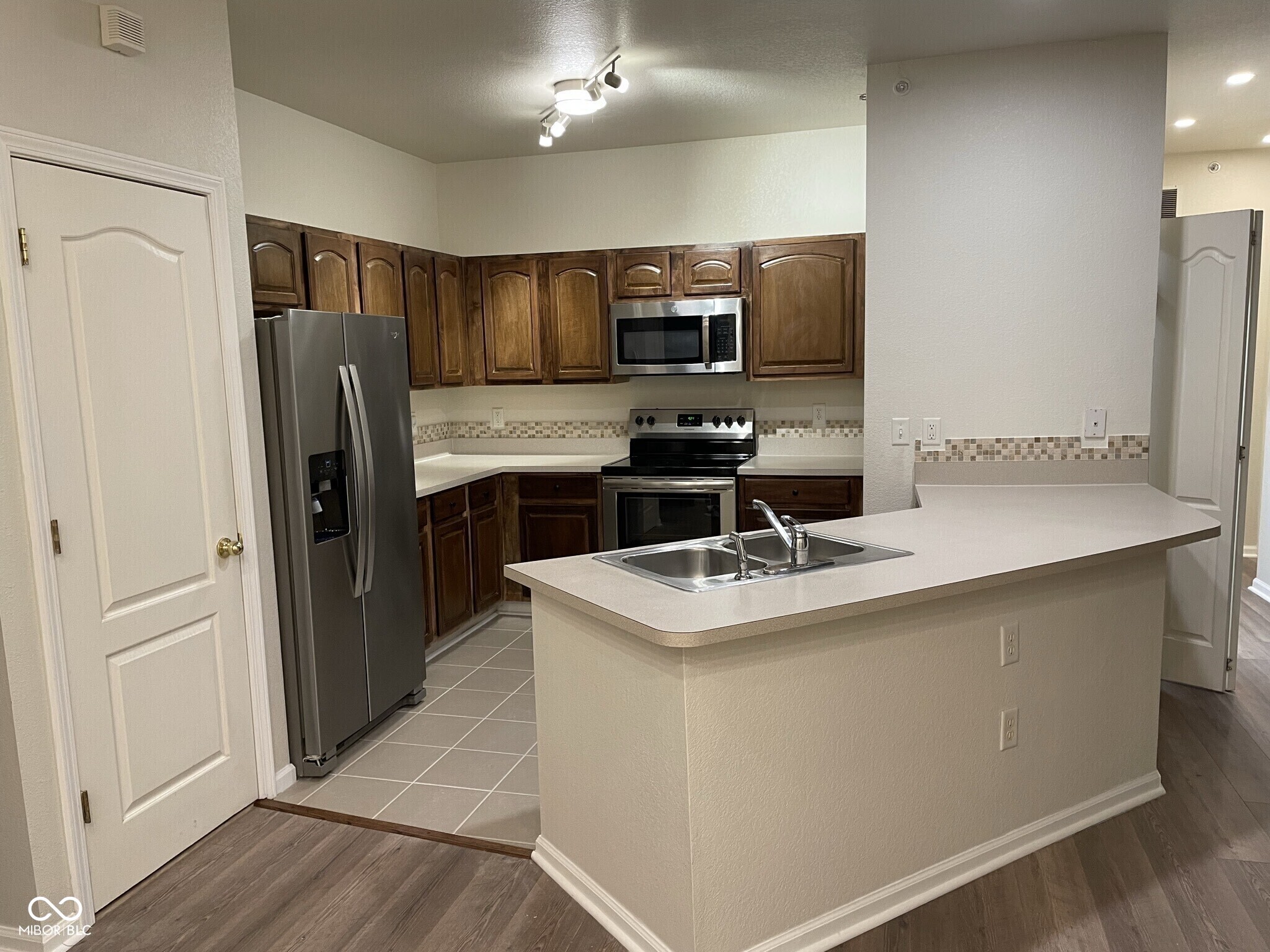12820 University Crescent Unit: 2C