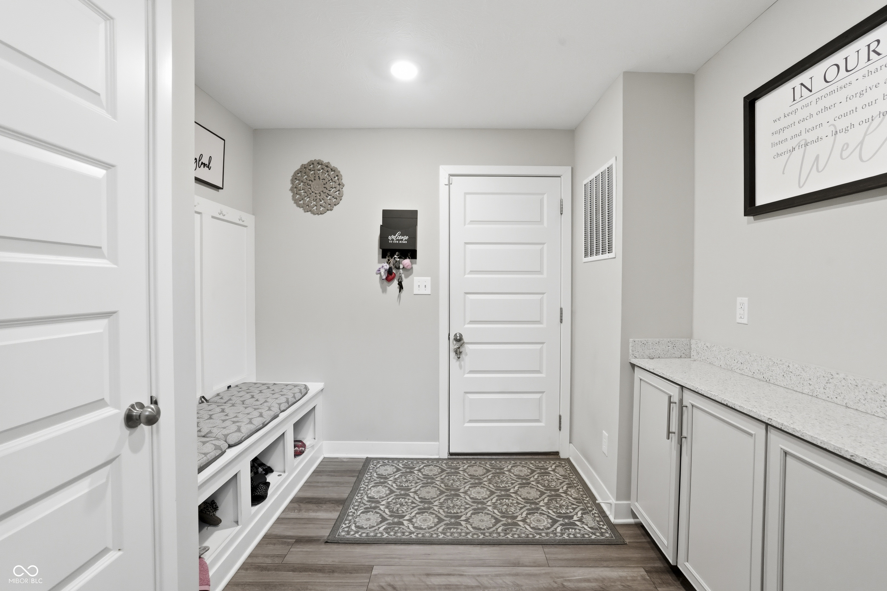 10389 Grimshaw Drive