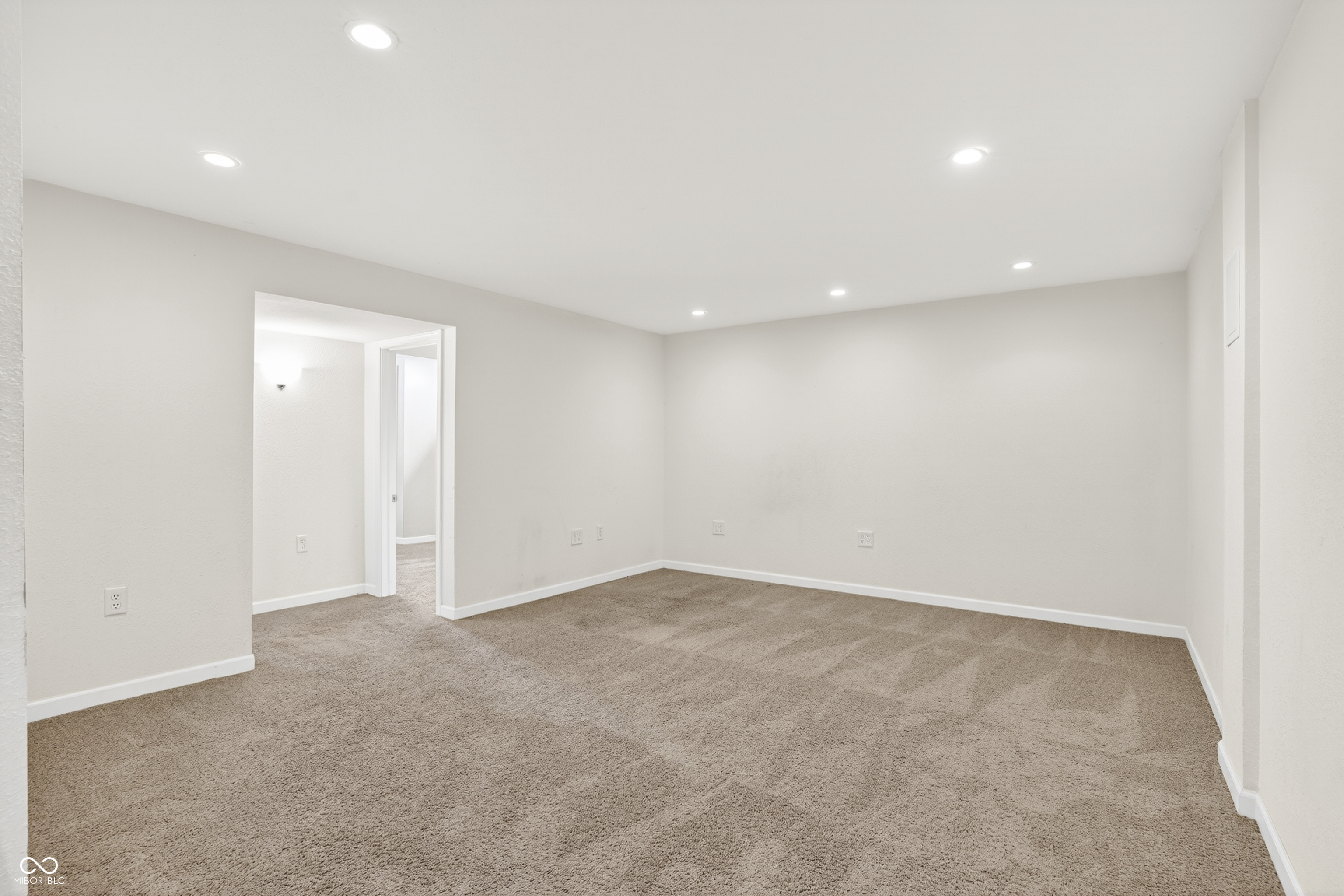 11133 Sunnybay Lane