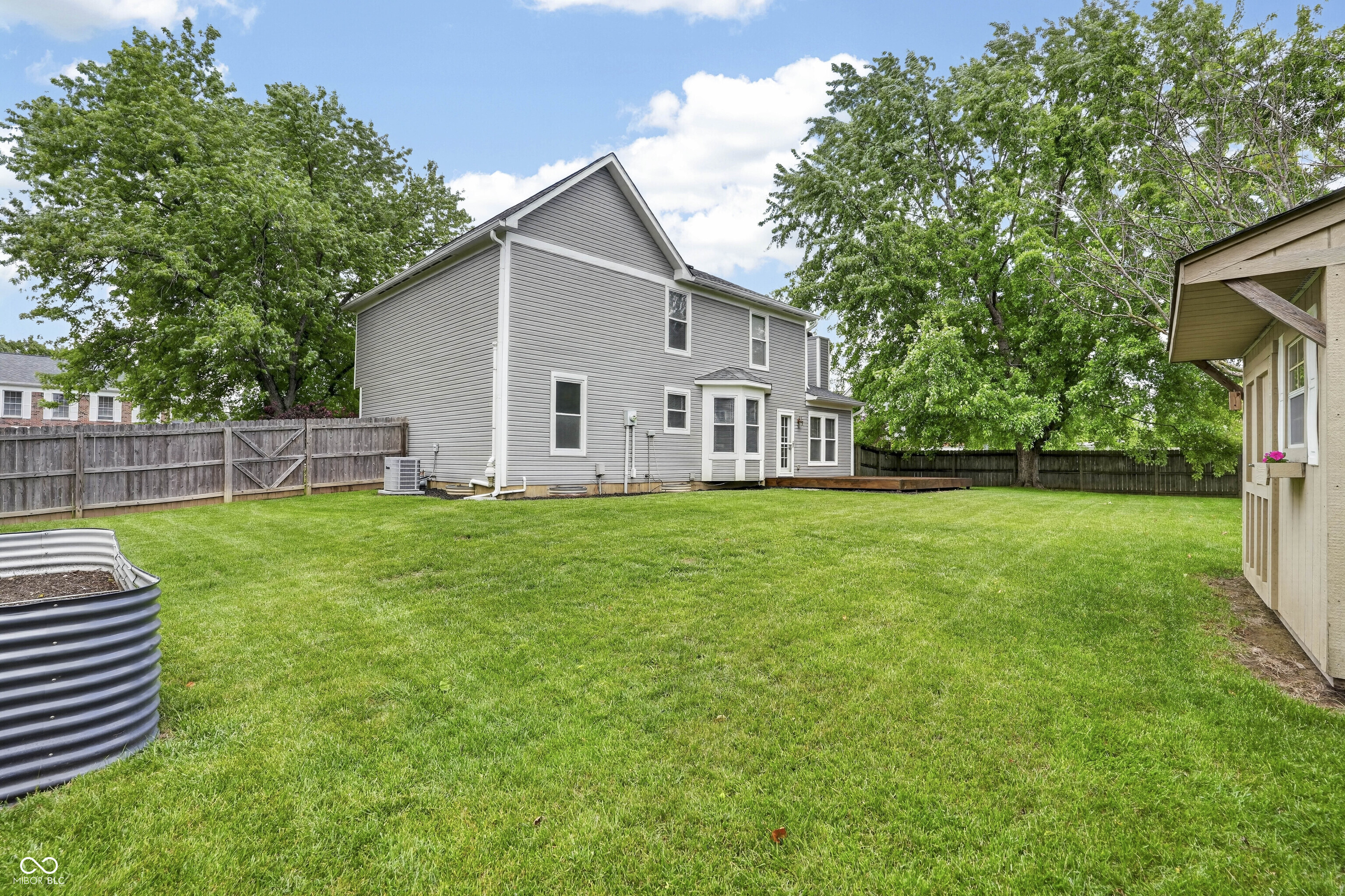 11133 Sunnybay Lane