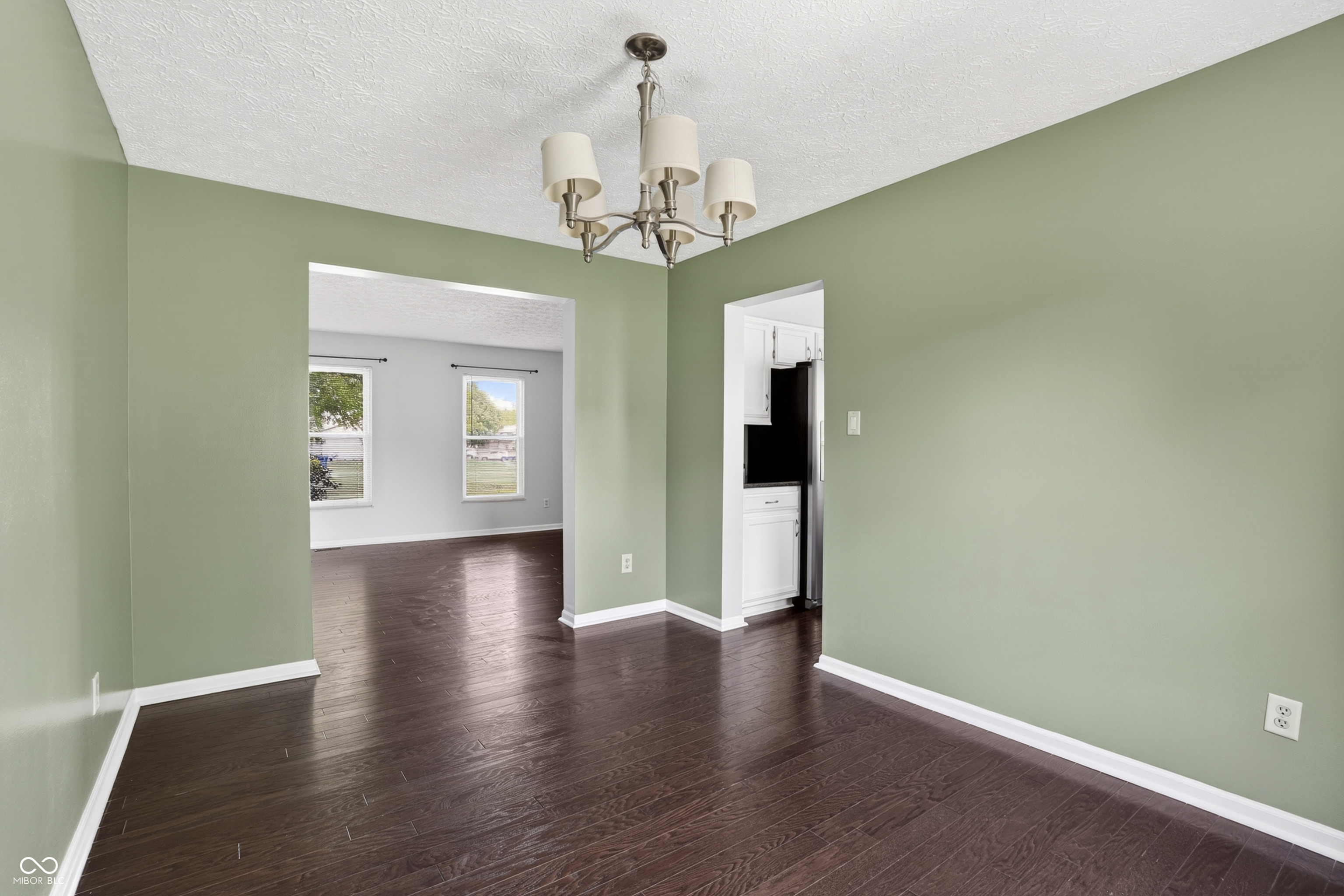 11133 Sunnybay Lane