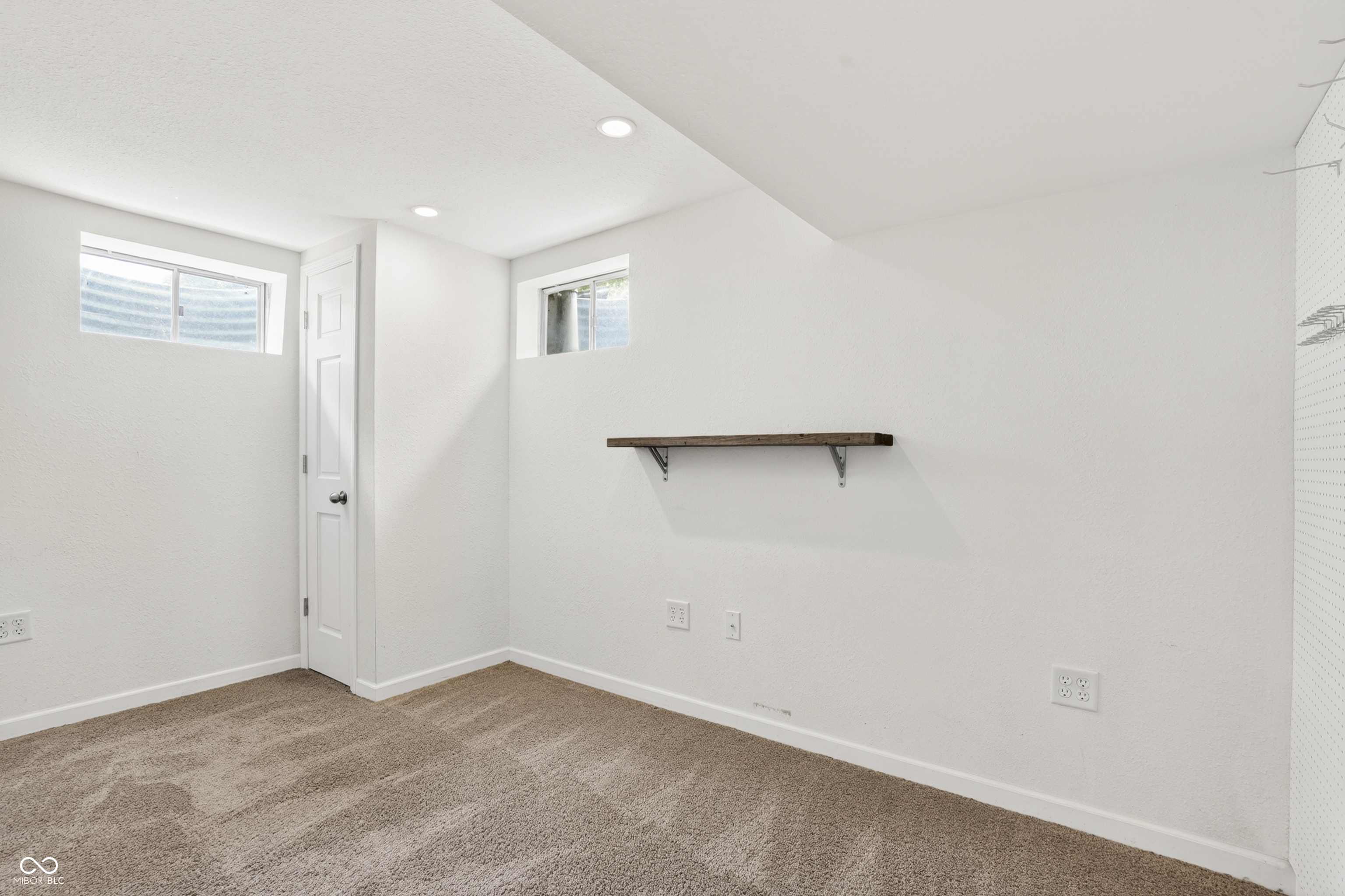 11133 Sunnybay Lane