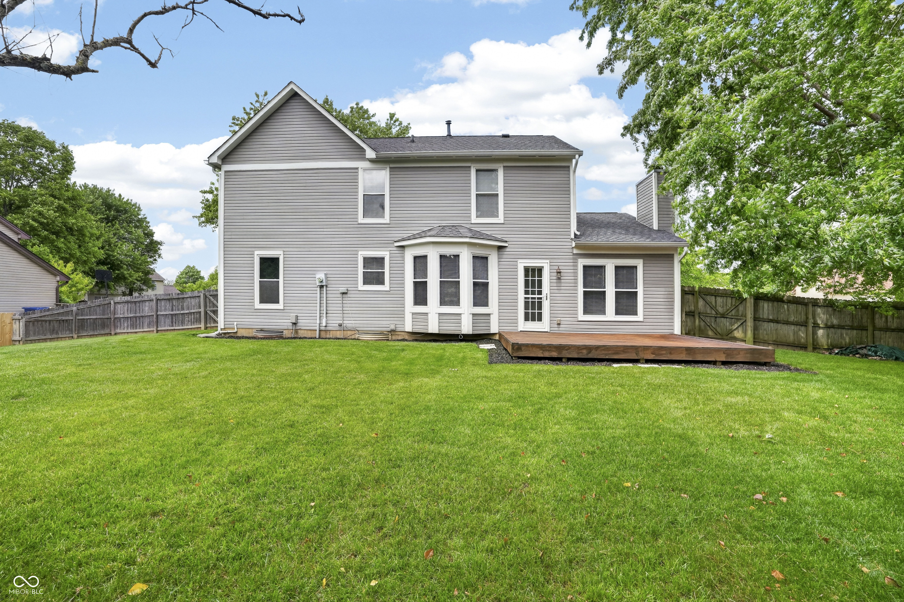 11133 Sunnybay Lane