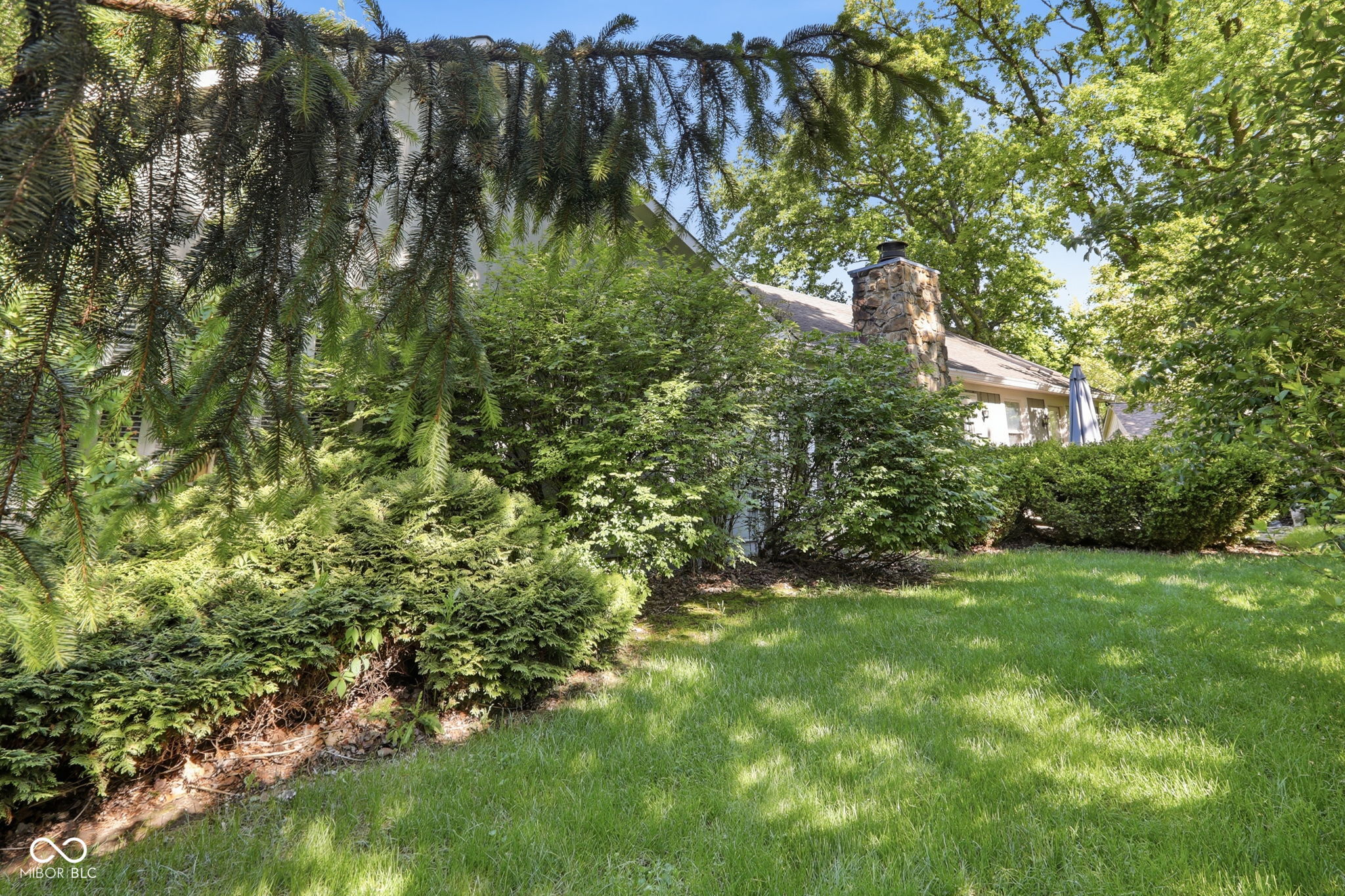 7711 Warbler Way