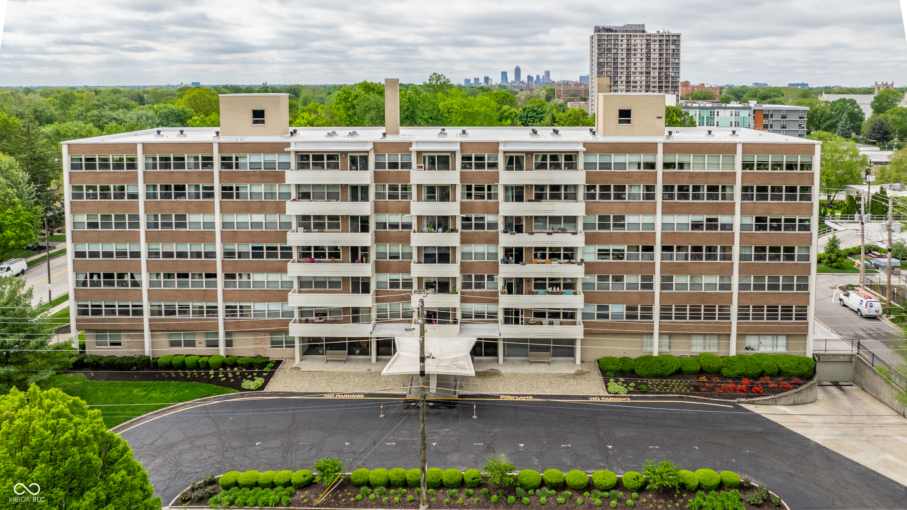 25 E 40th Street Unit: 3A