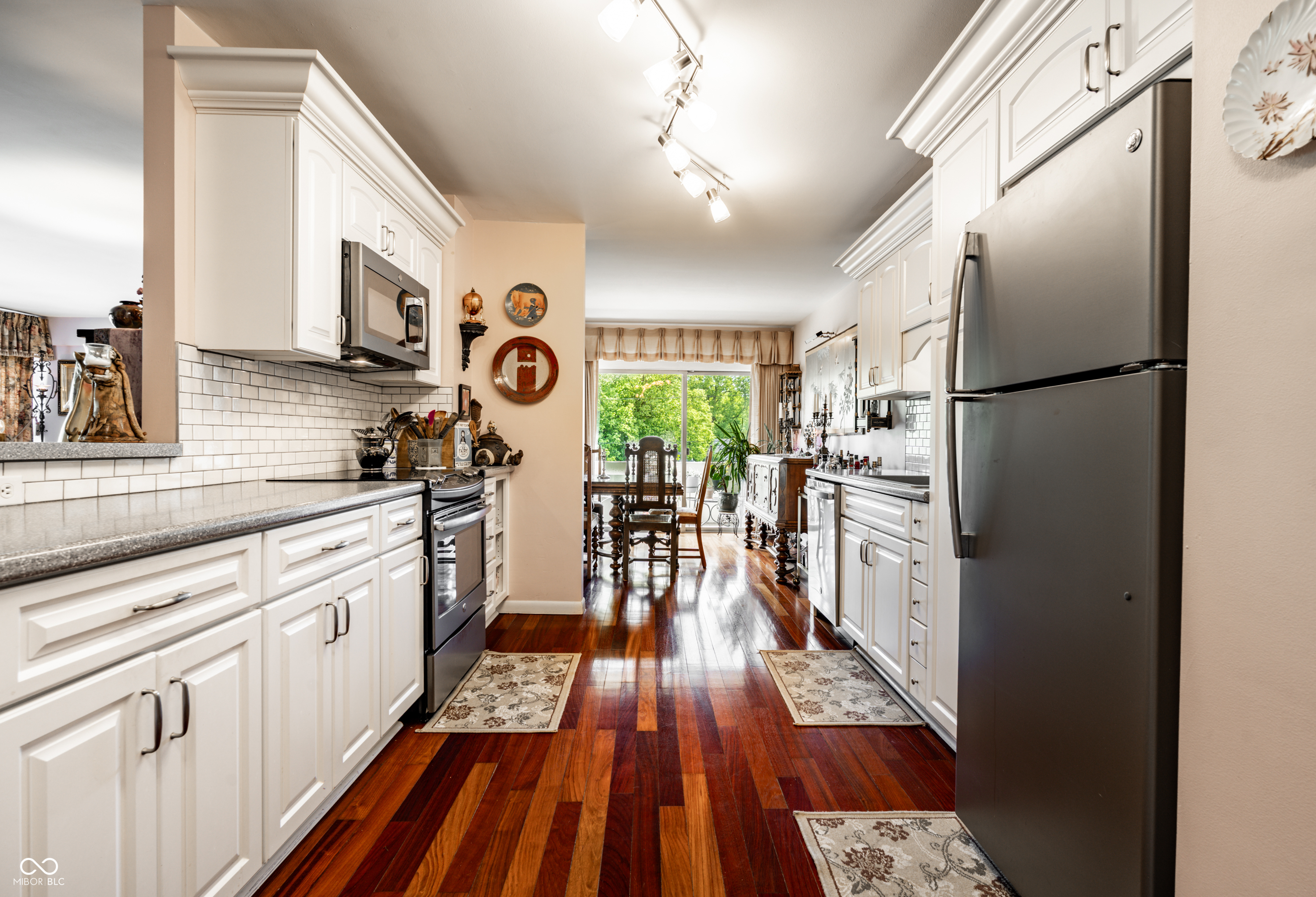 25 E 40th Street Unit: 3A