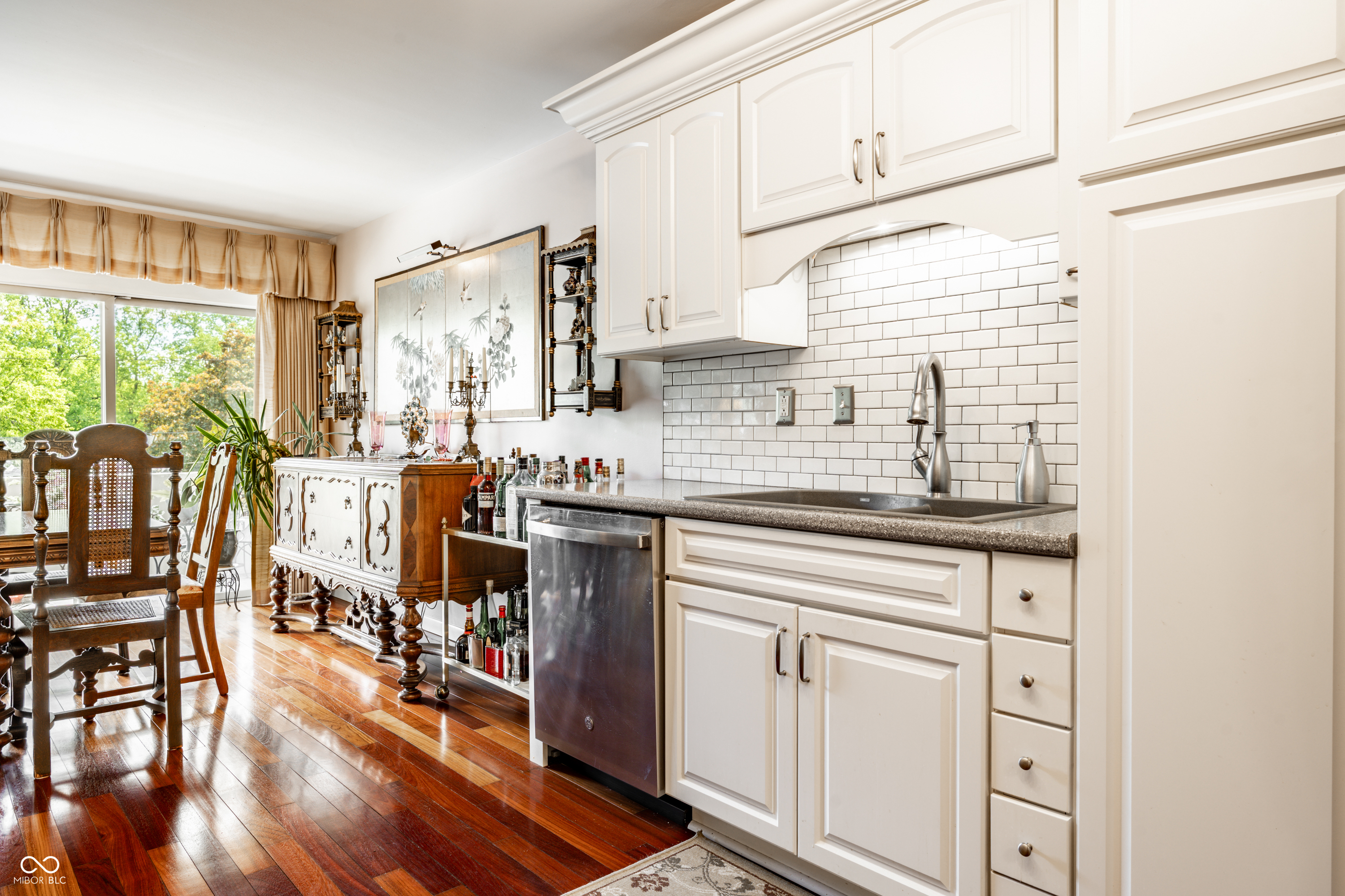 25 E 40th Street Unit: 3A