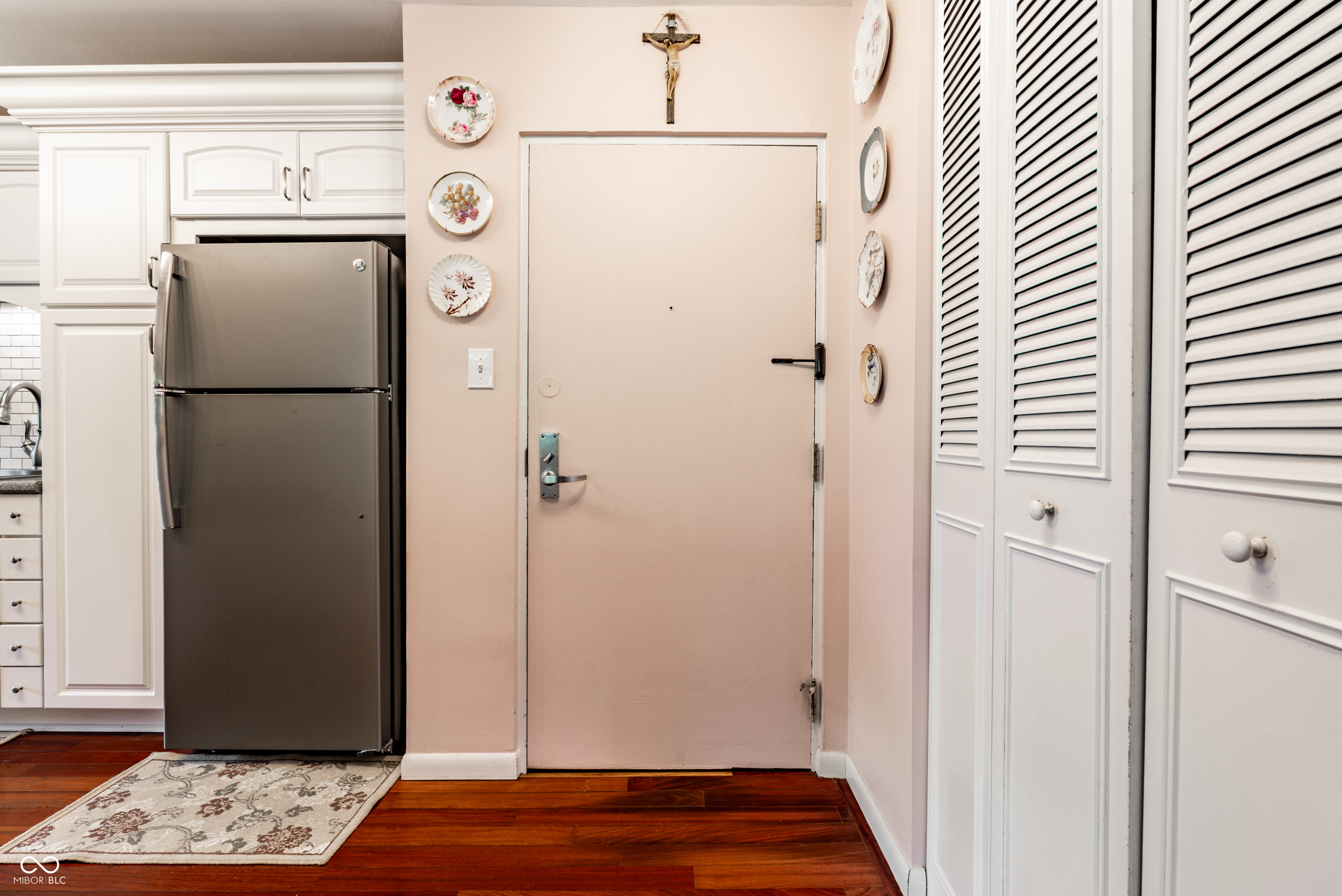 25 E 40th Street Unit: 3A