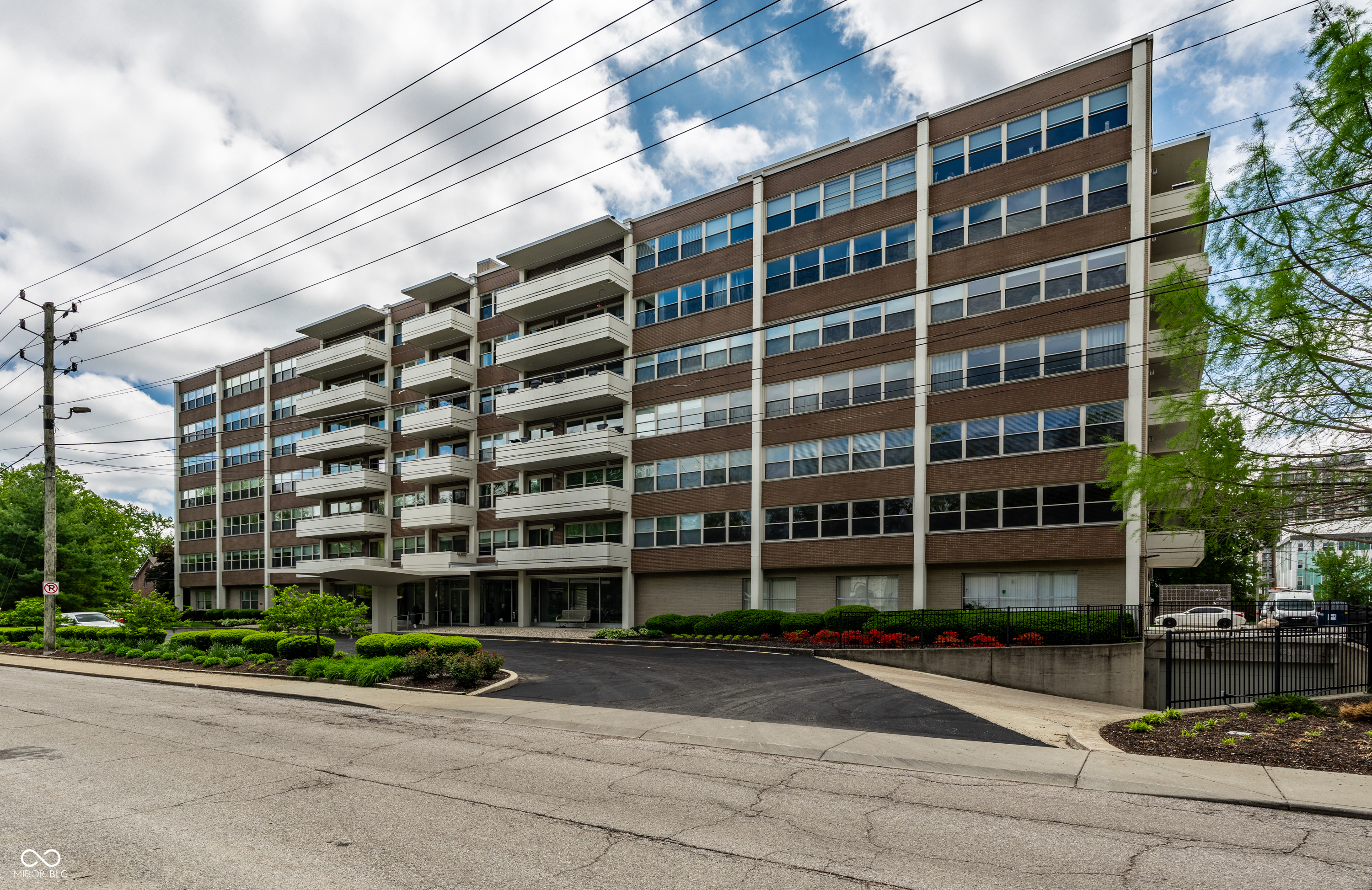 25 E 40th Street Unit: 3A