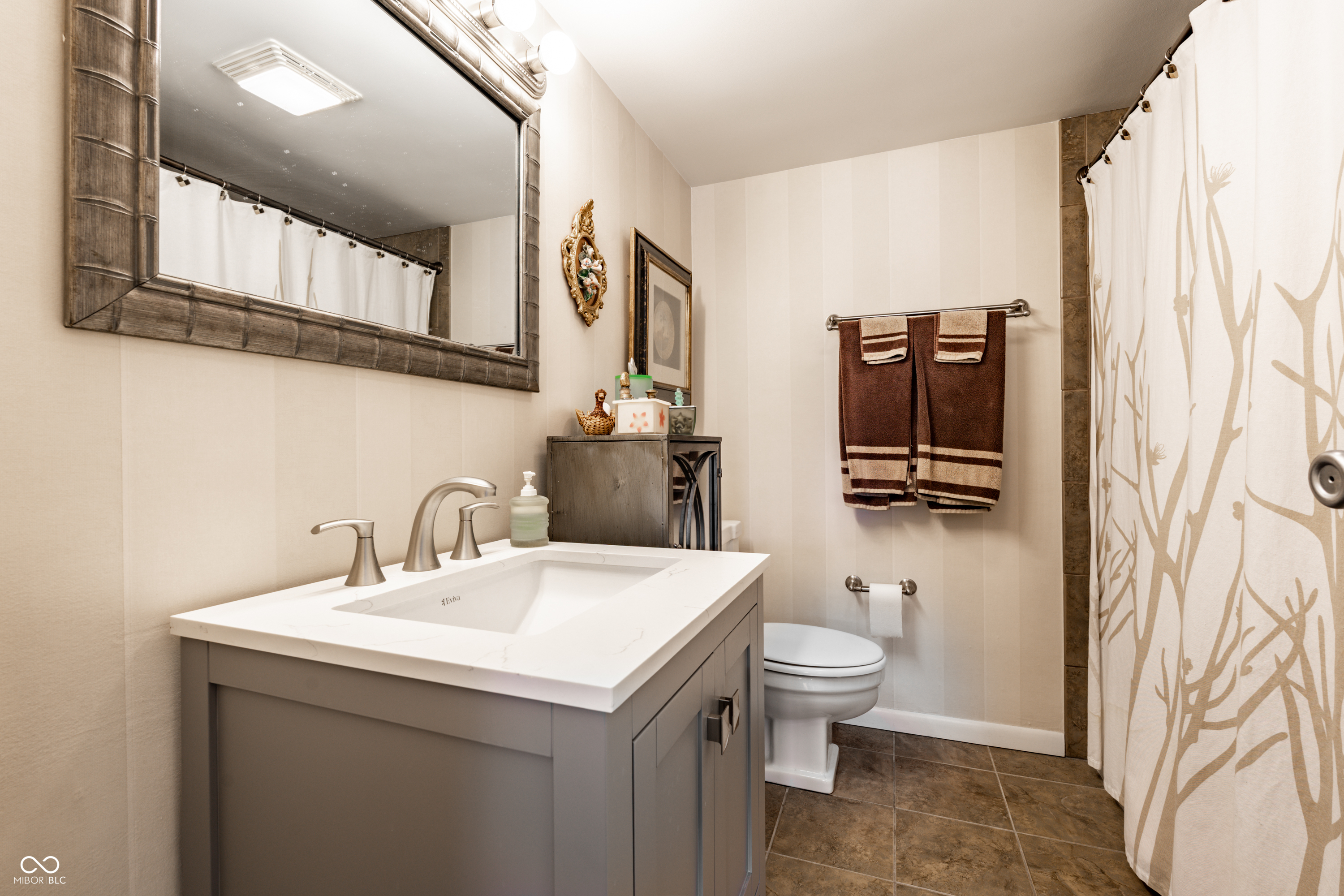 25 E 40th Street Unit: 3A