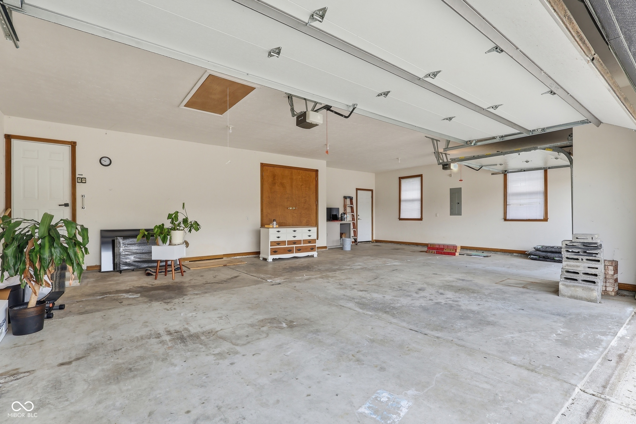 3830 S Redbird Trail