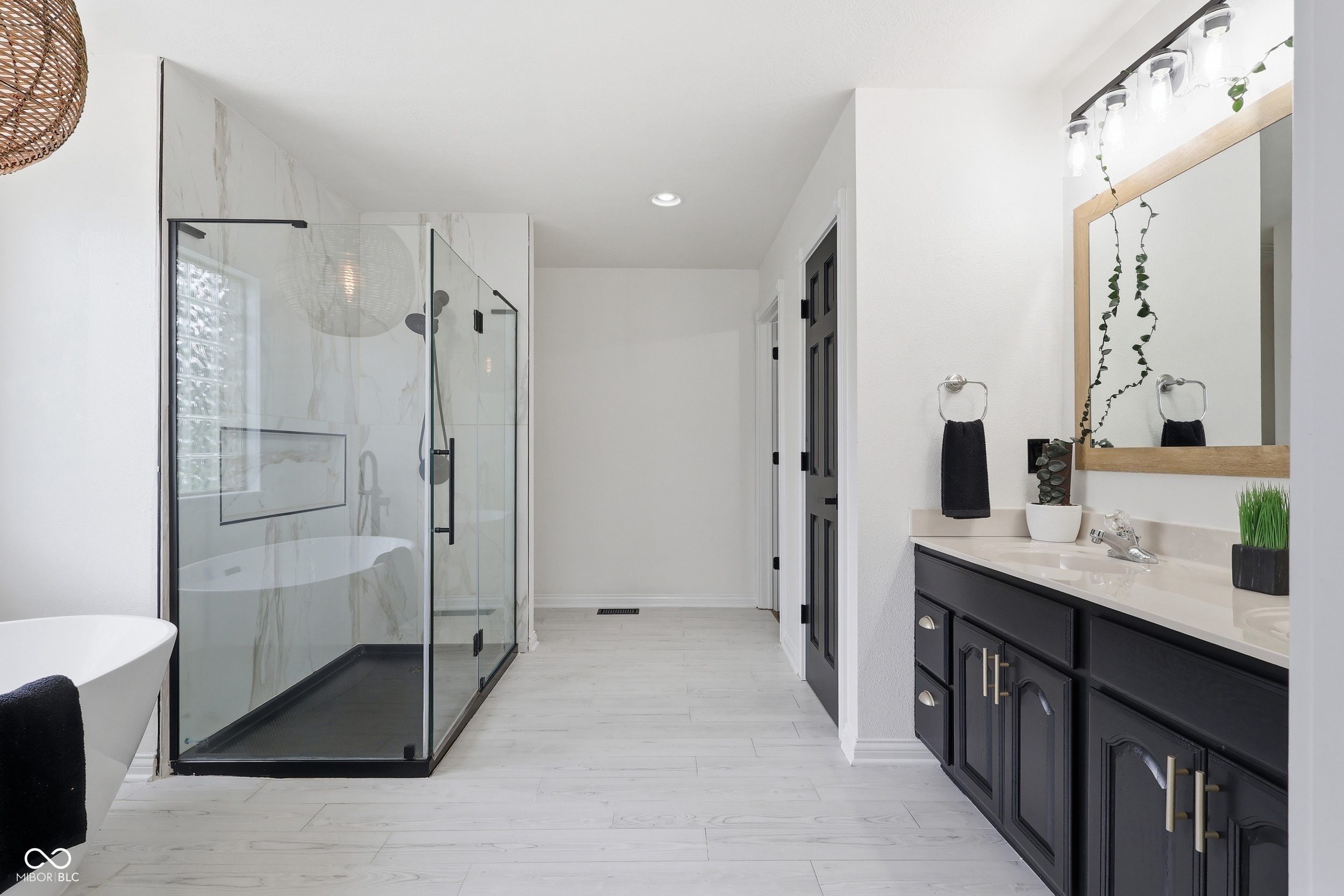 3830 S Redbird Trail