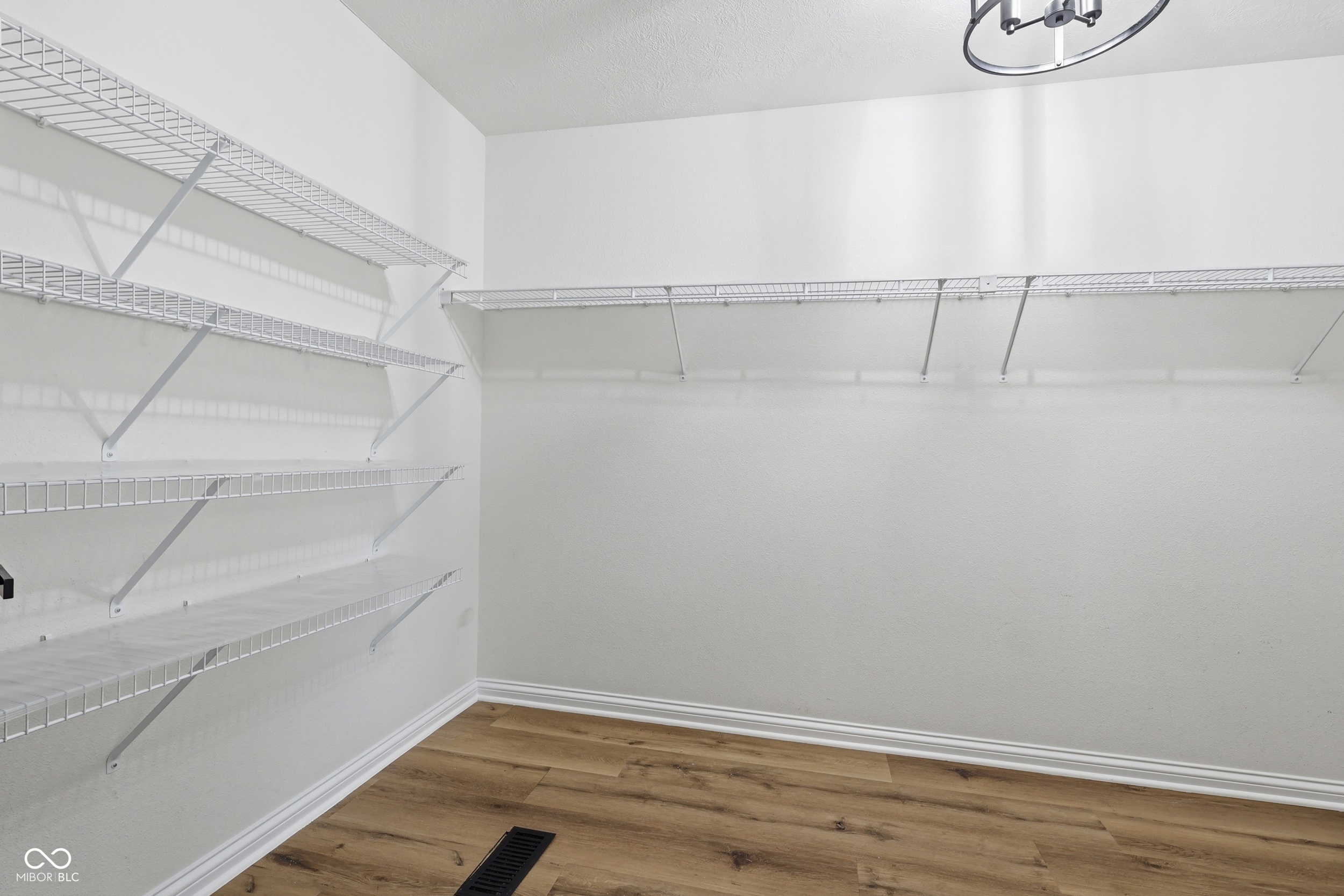 3830 S Redbird Trail