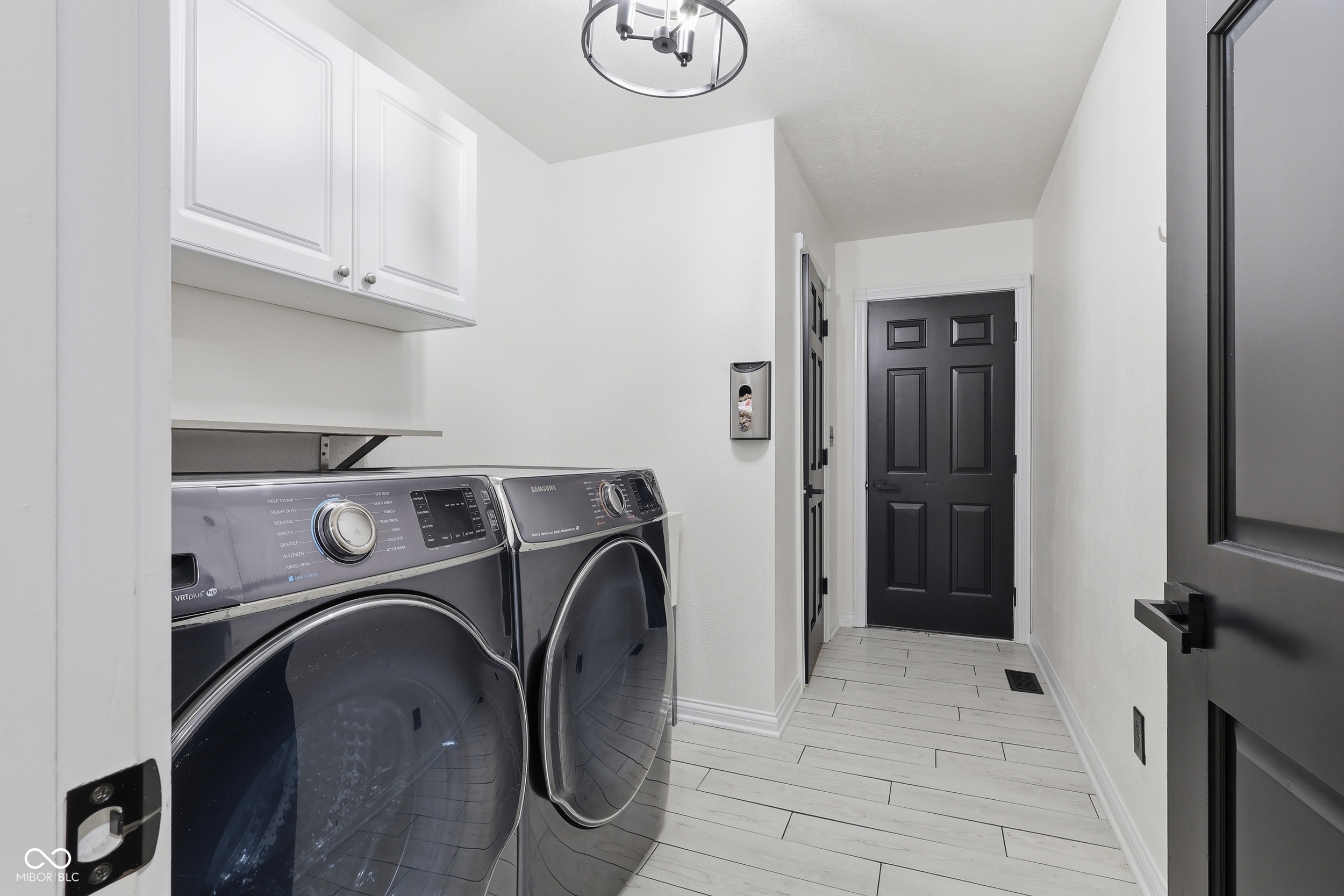 3830 S Redbird Trail