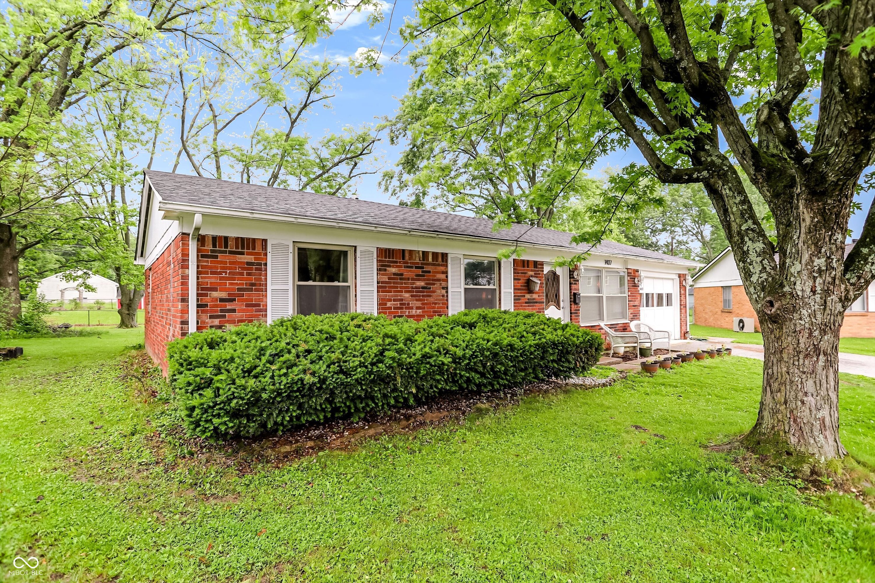 1407 Lanett Court