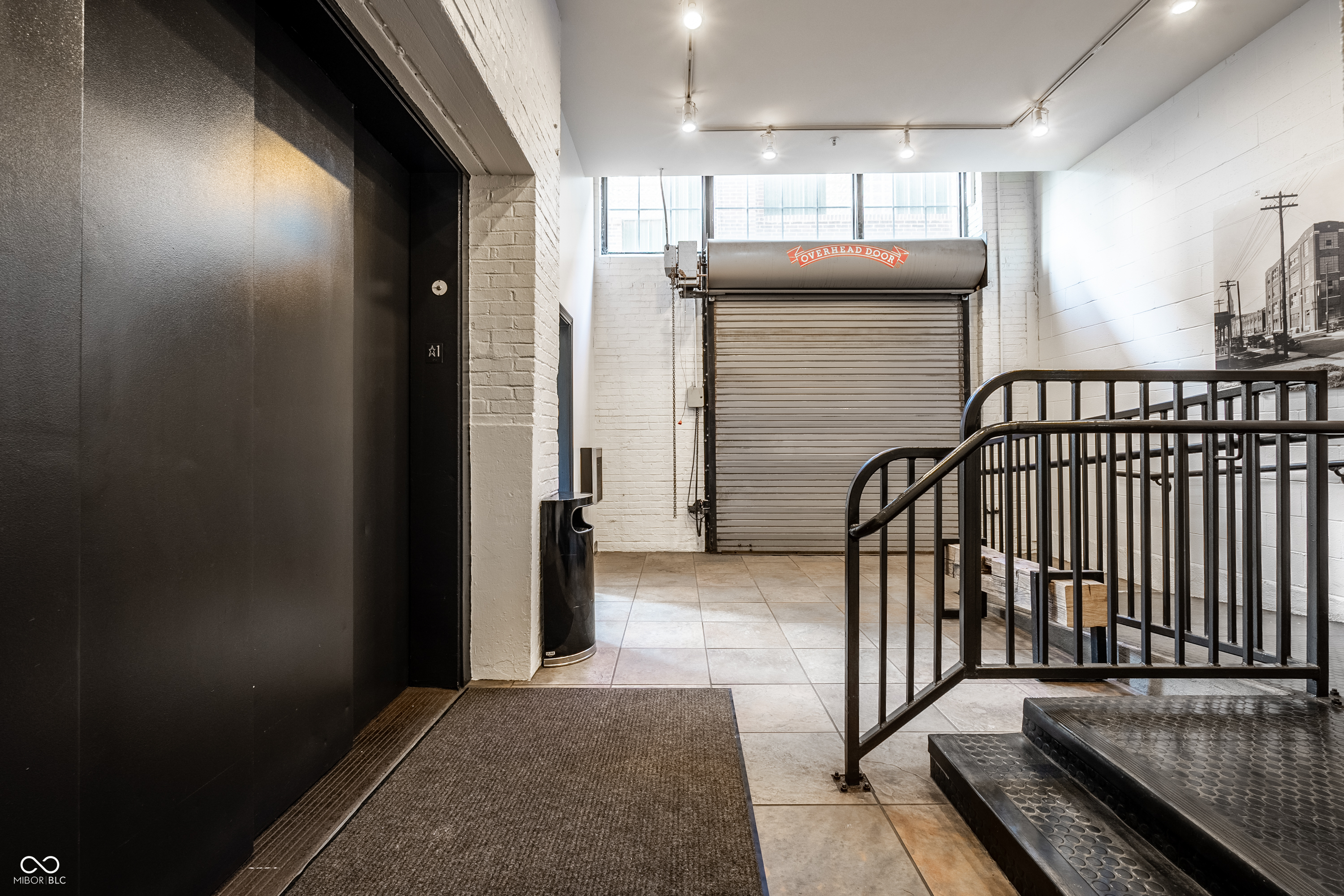 630 N College Avenue Unit: 303