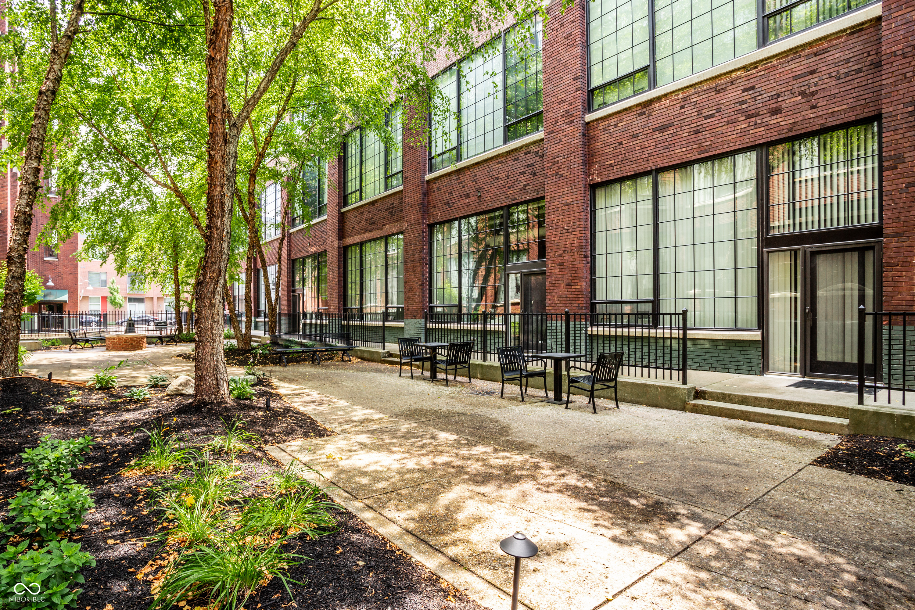 630 N College Avenue Unit: 303