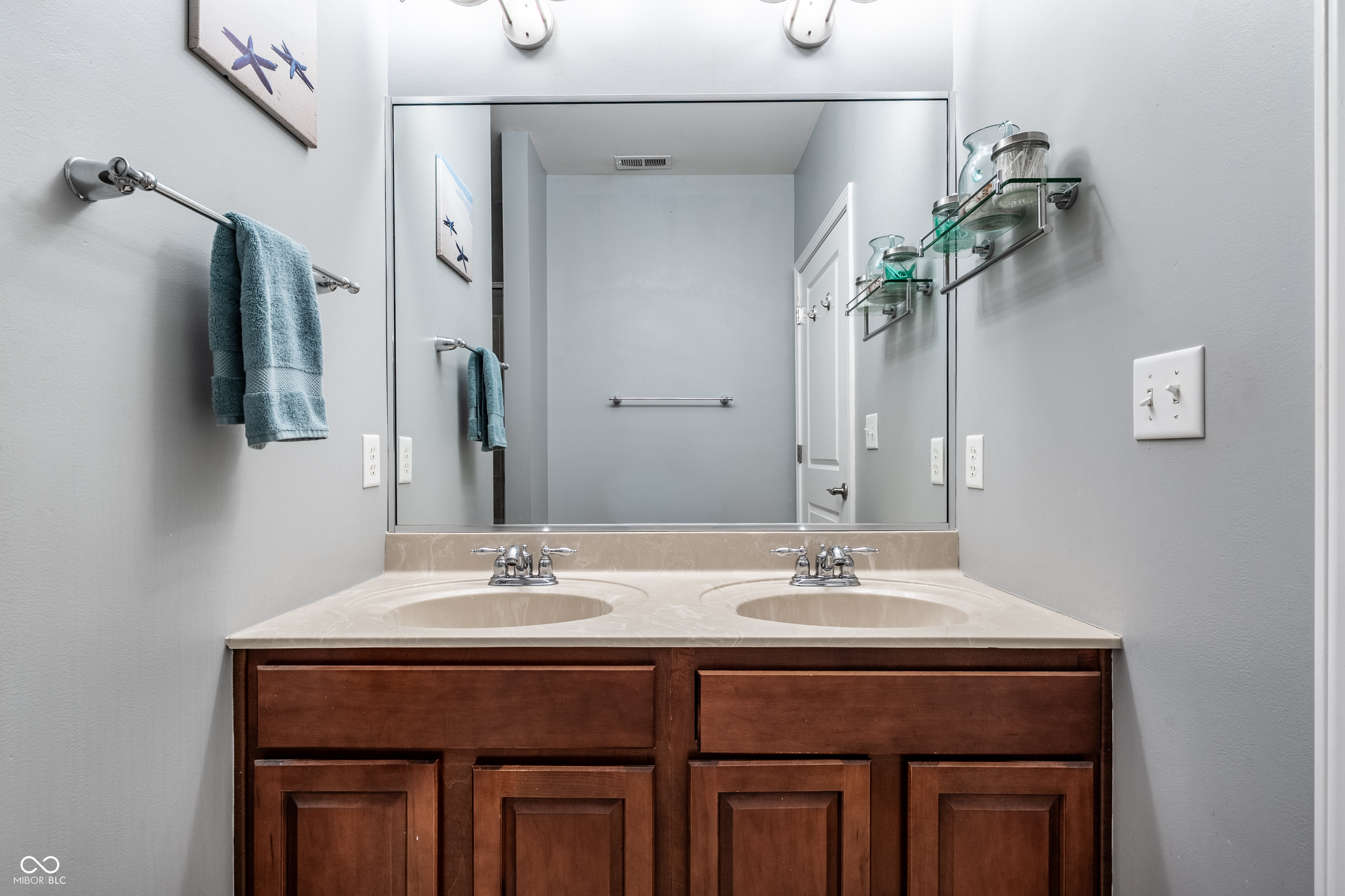 630 N College Avenue Unit: 303