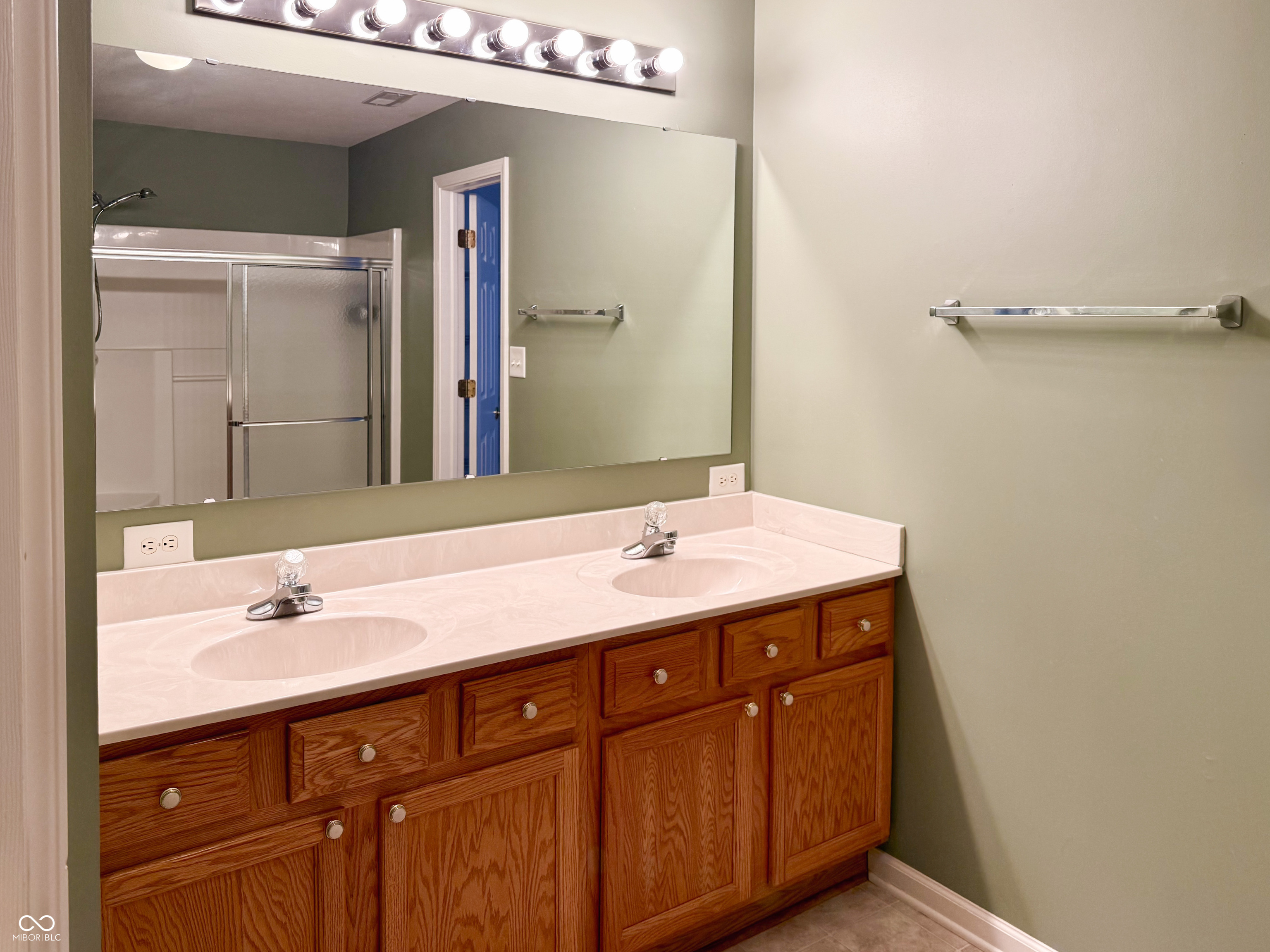 5813 Stone Pine Trail