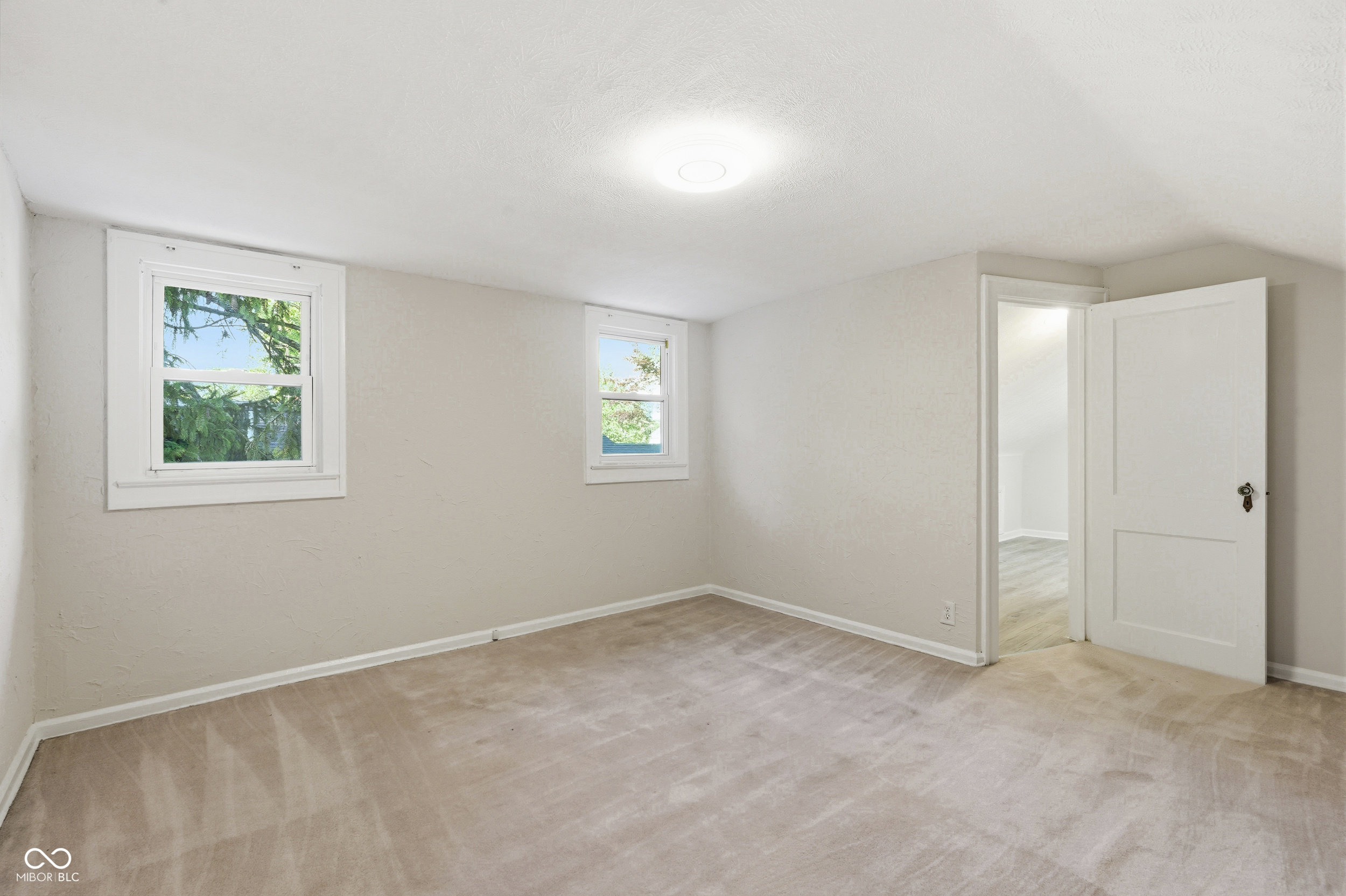 5531 Carrollton Avenue