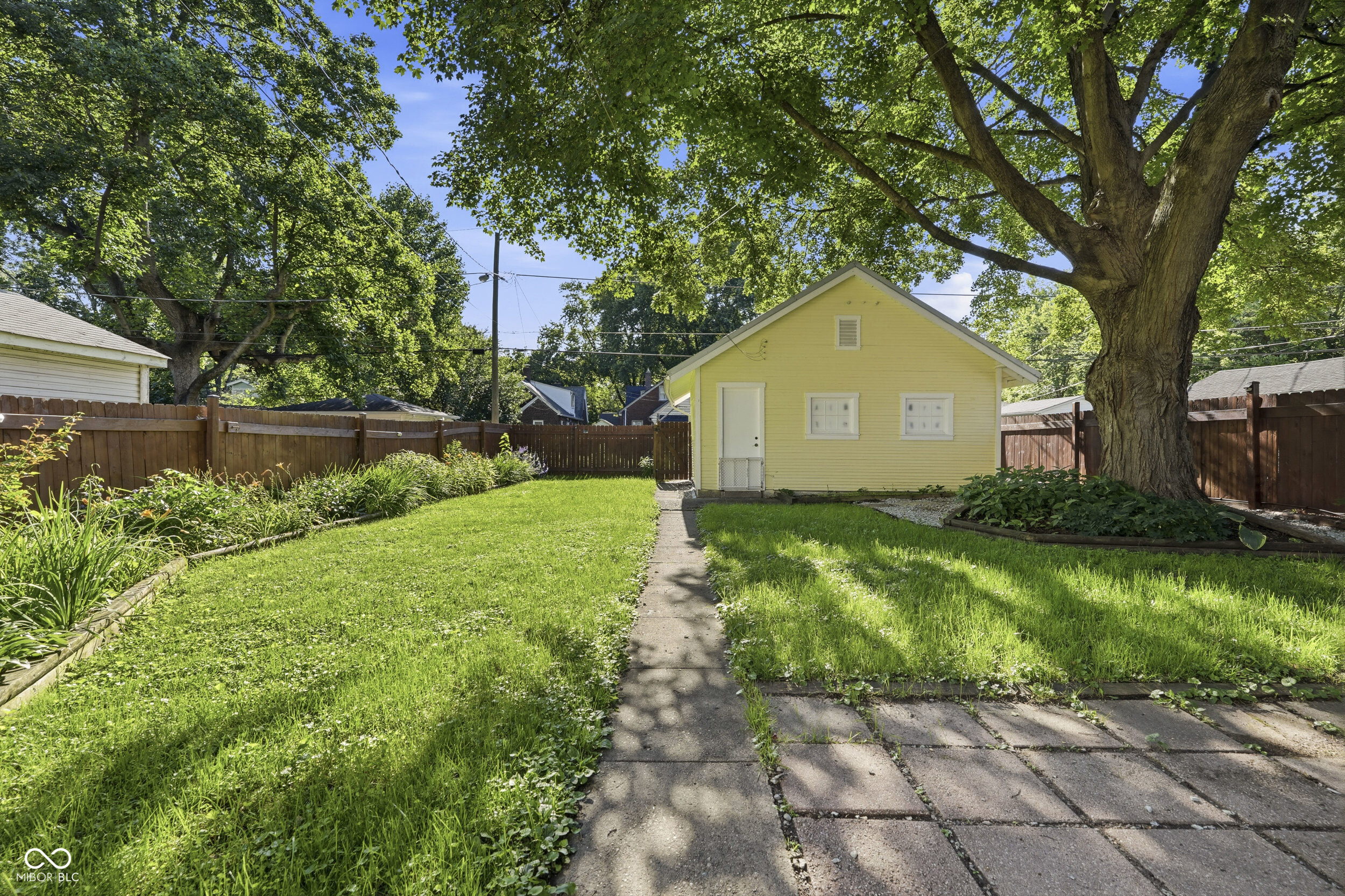 5531 Carrollton Avenue