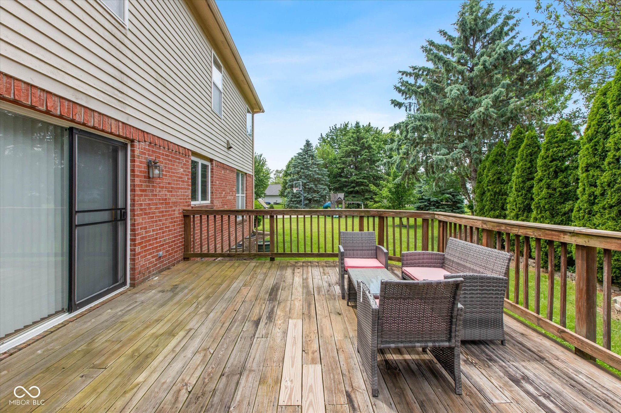 13888 Dearborn Circle