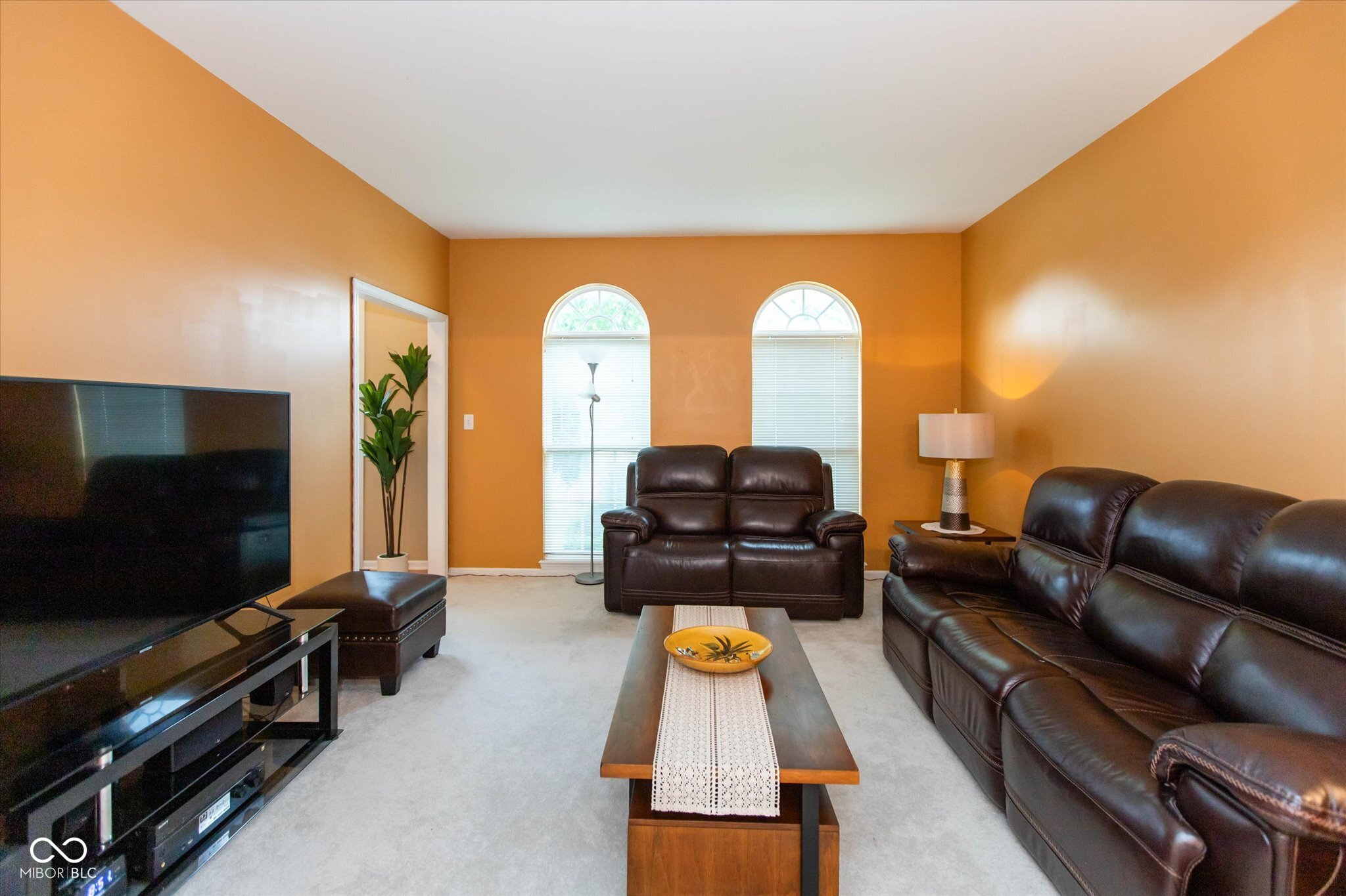 13888 Dearborn Circle