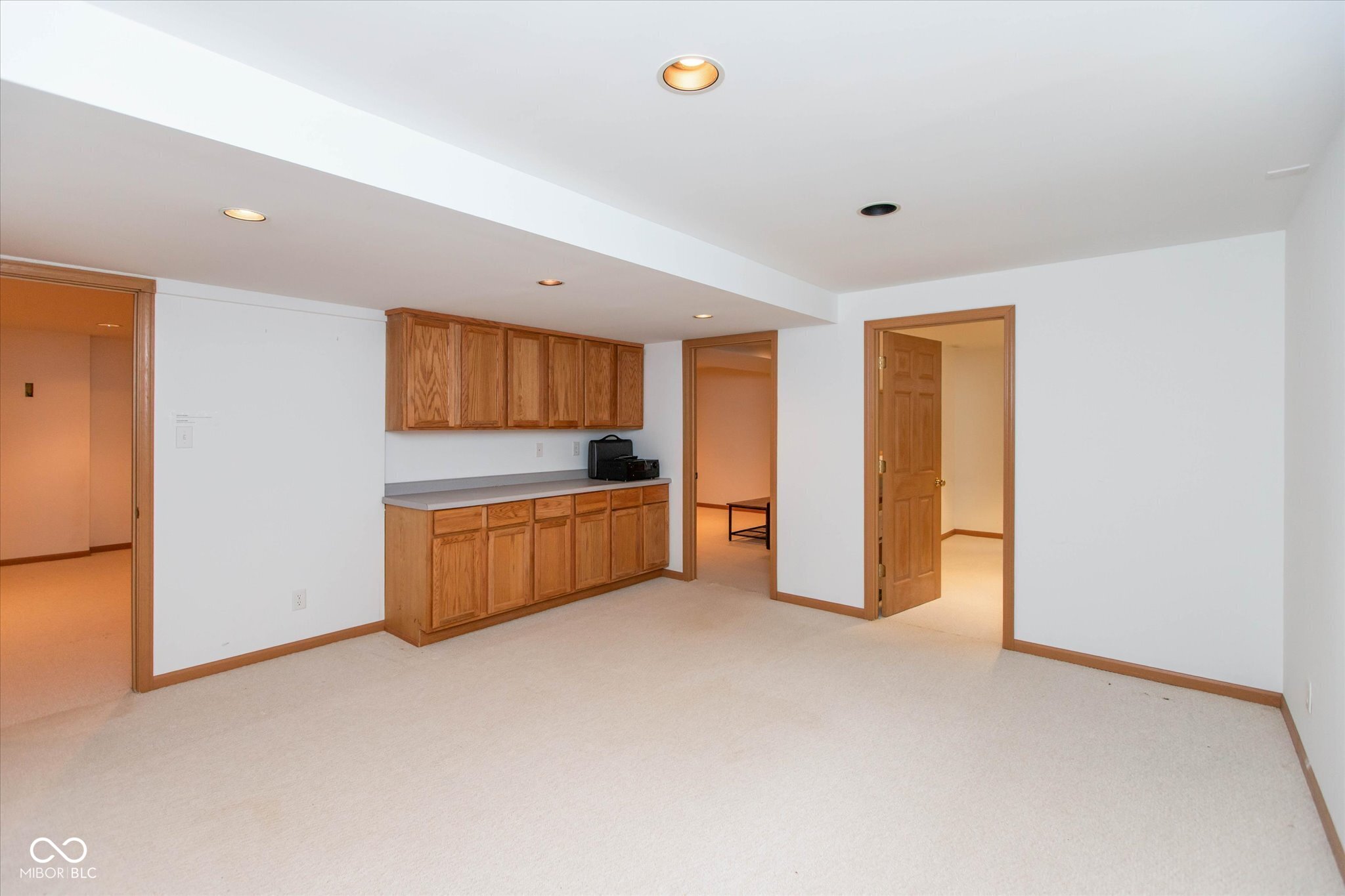 13888 Dearborn Circle