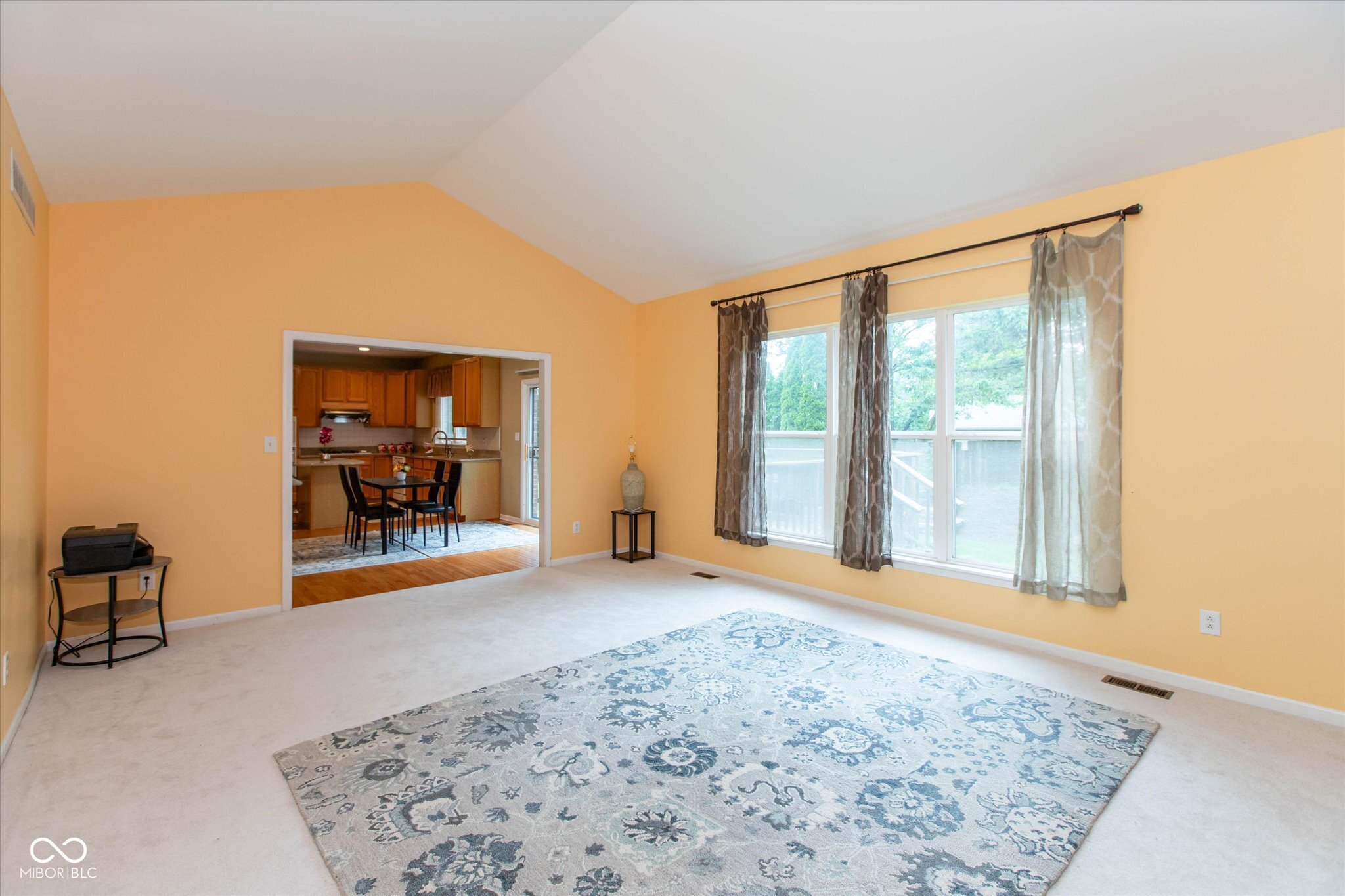 13888 Dearborn Circle