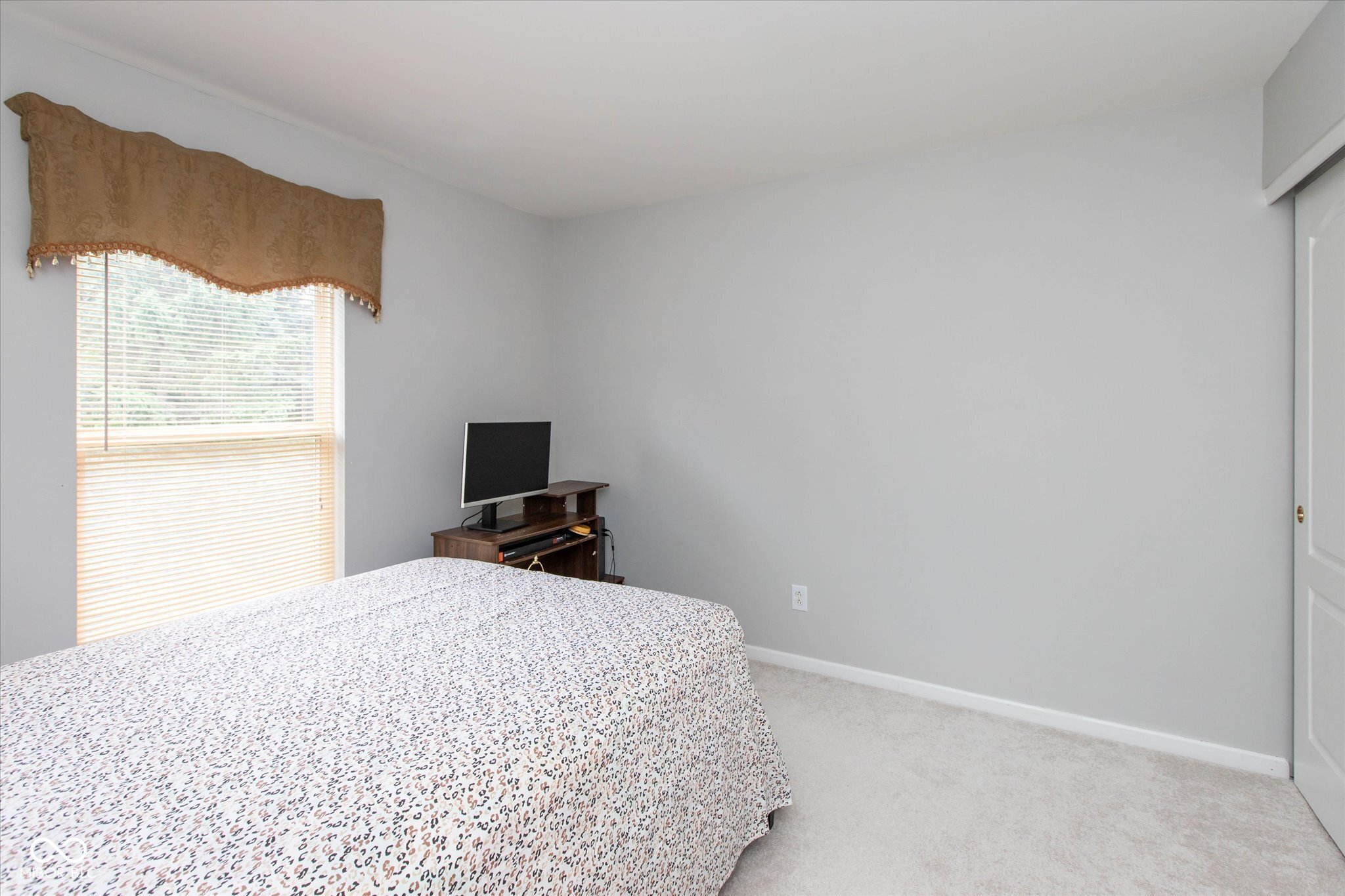 13888 Dearborn Circle