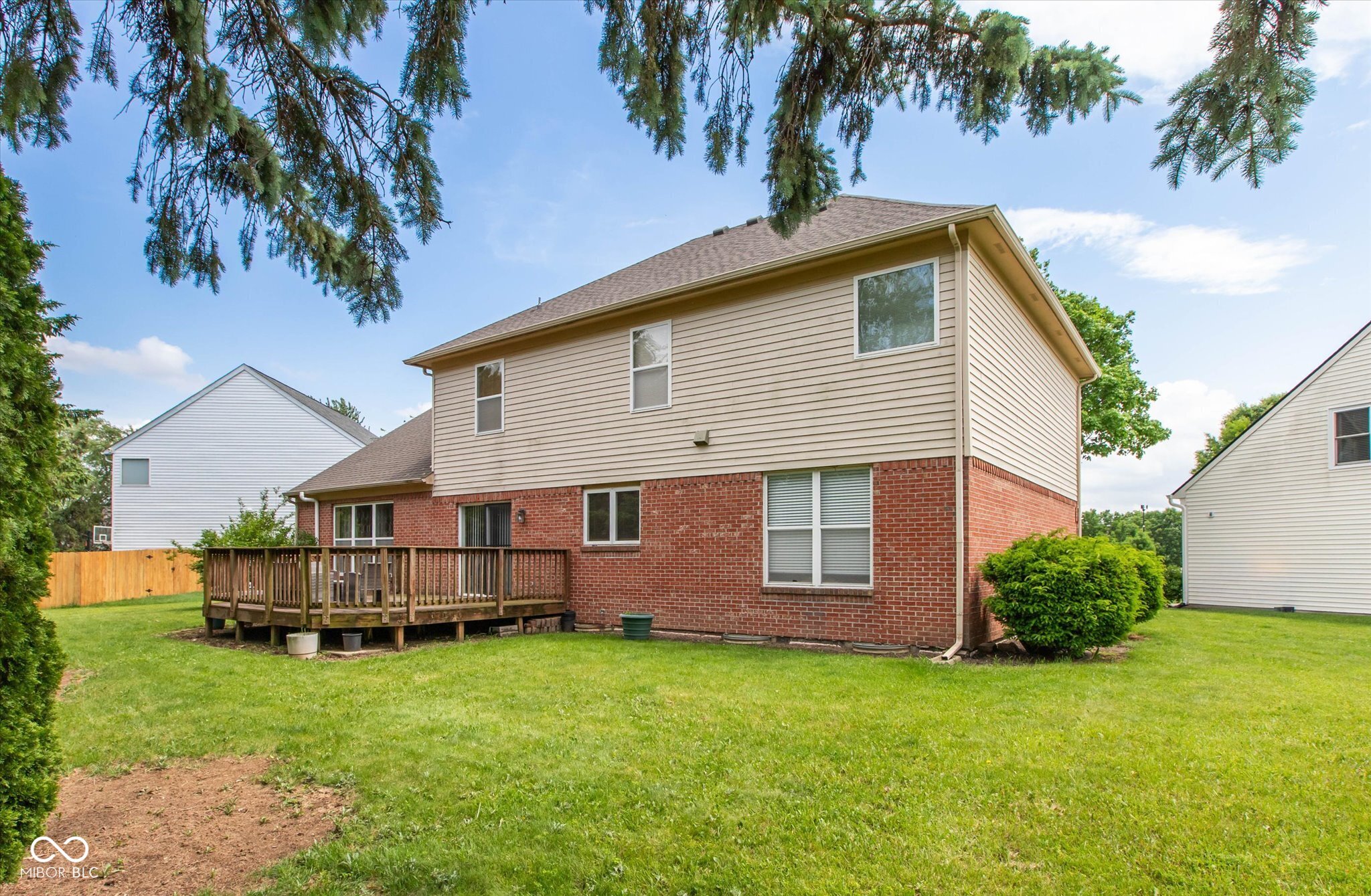 13888 Dearborn Circle