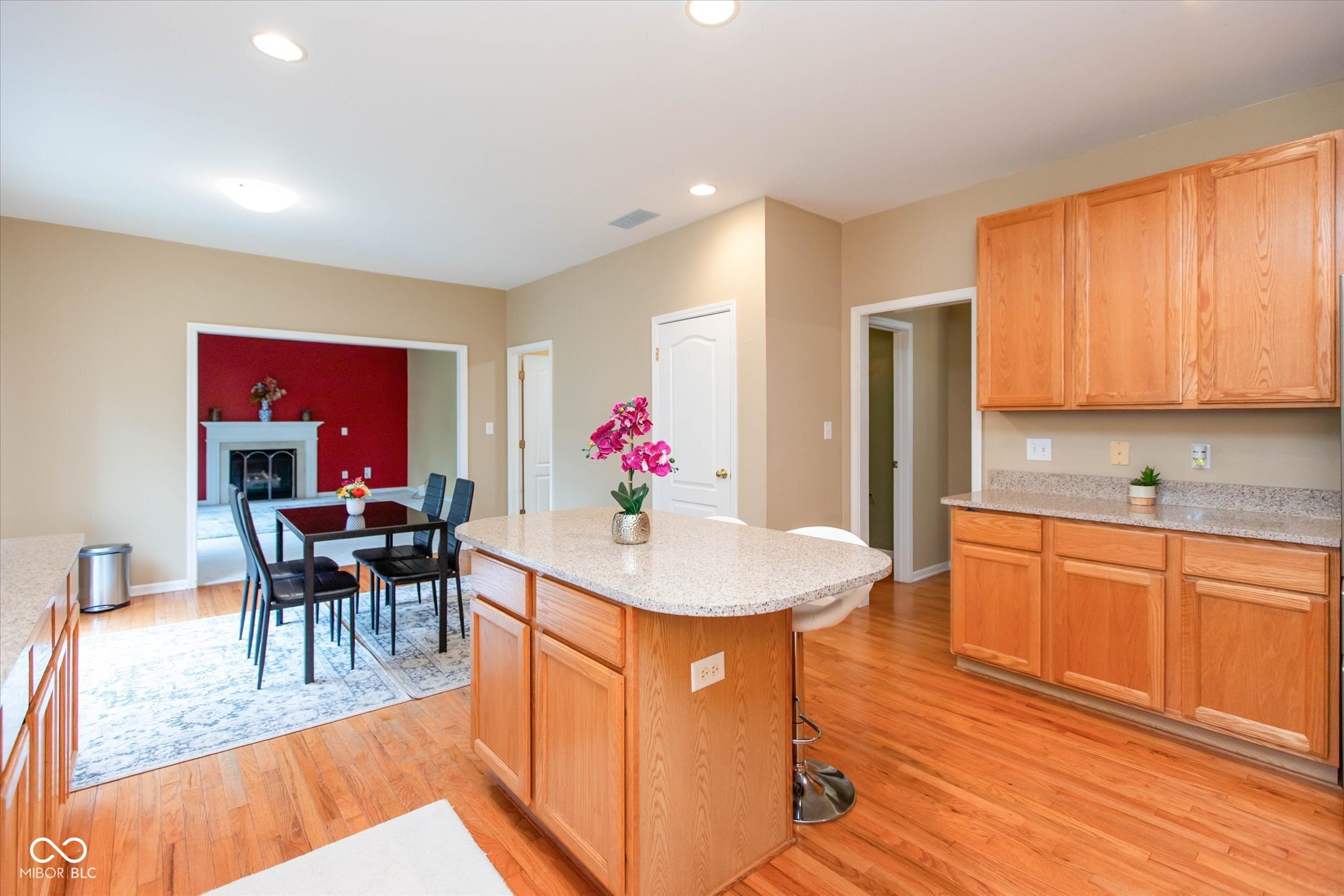 13888 Dearborn Circle