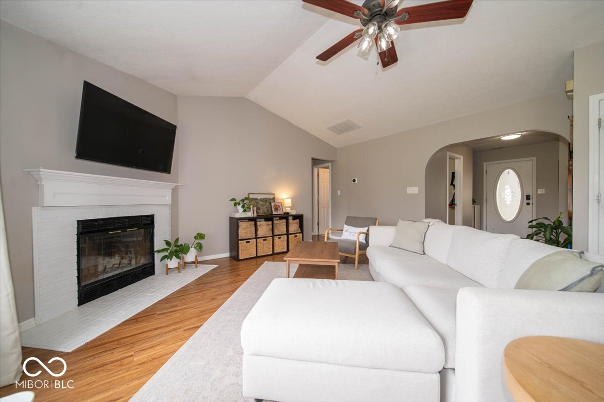 6766 Lexington Circle