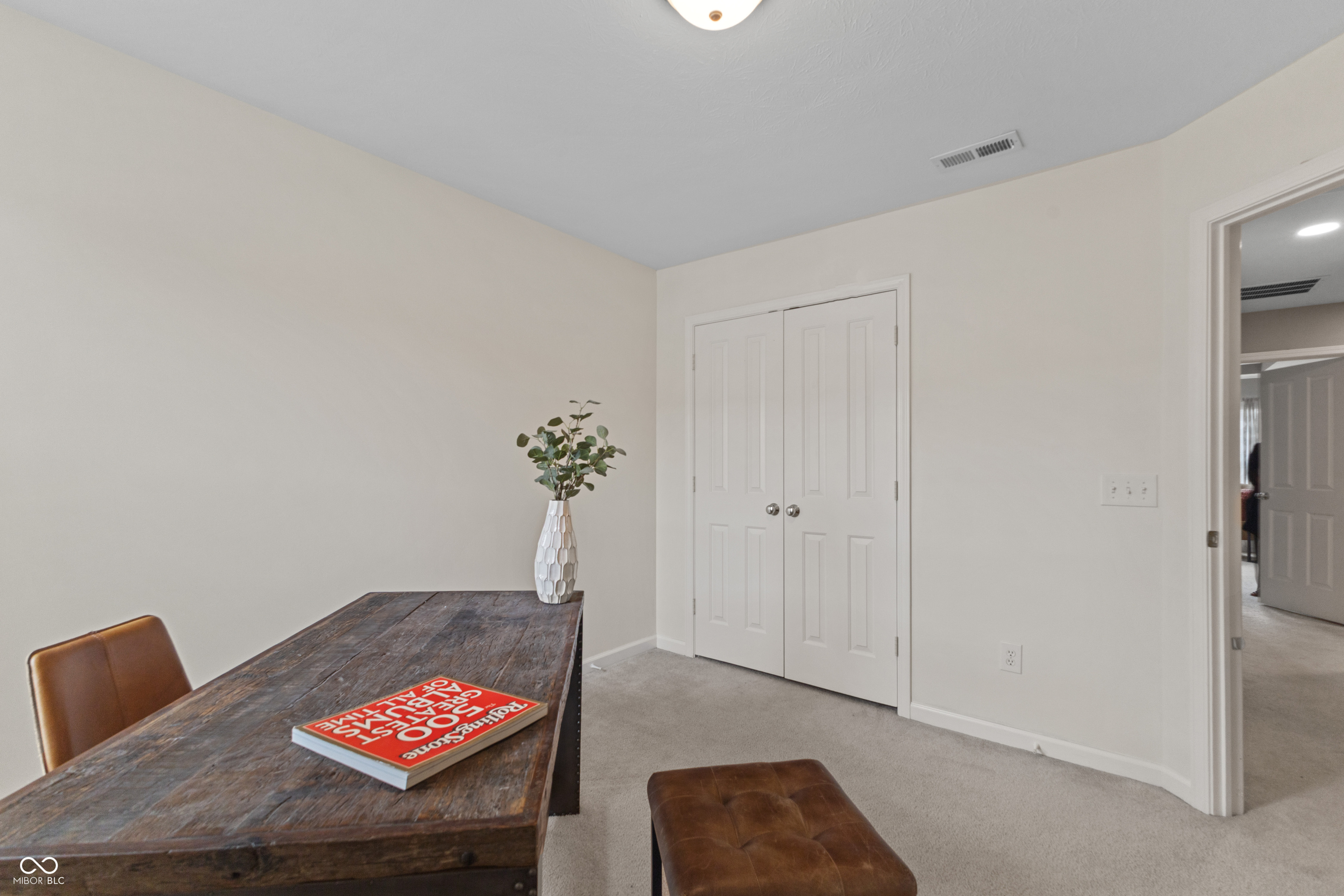 9542 Oakley Drive
