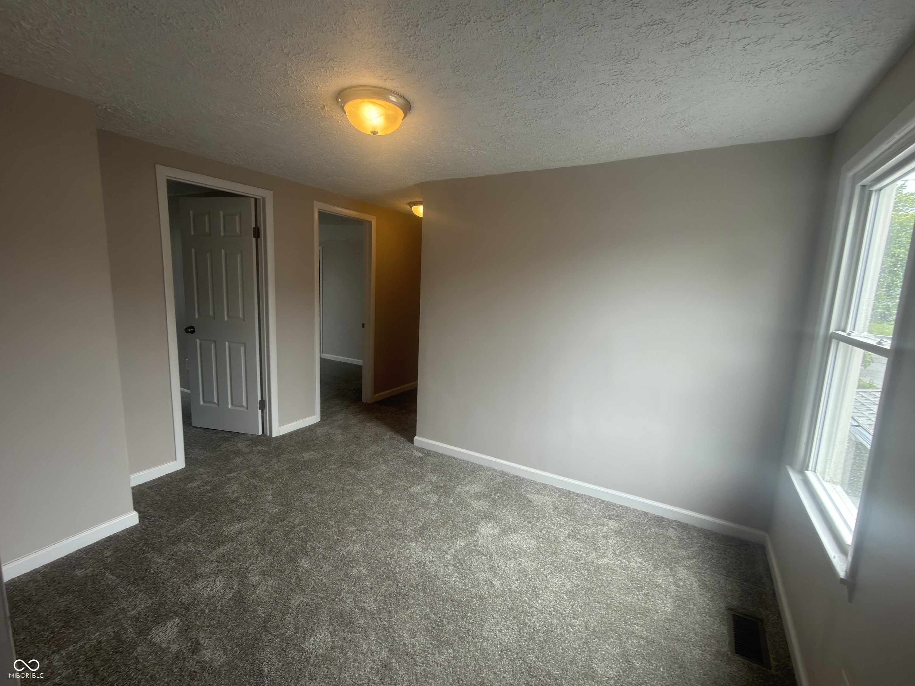 2822 E Michigan Street