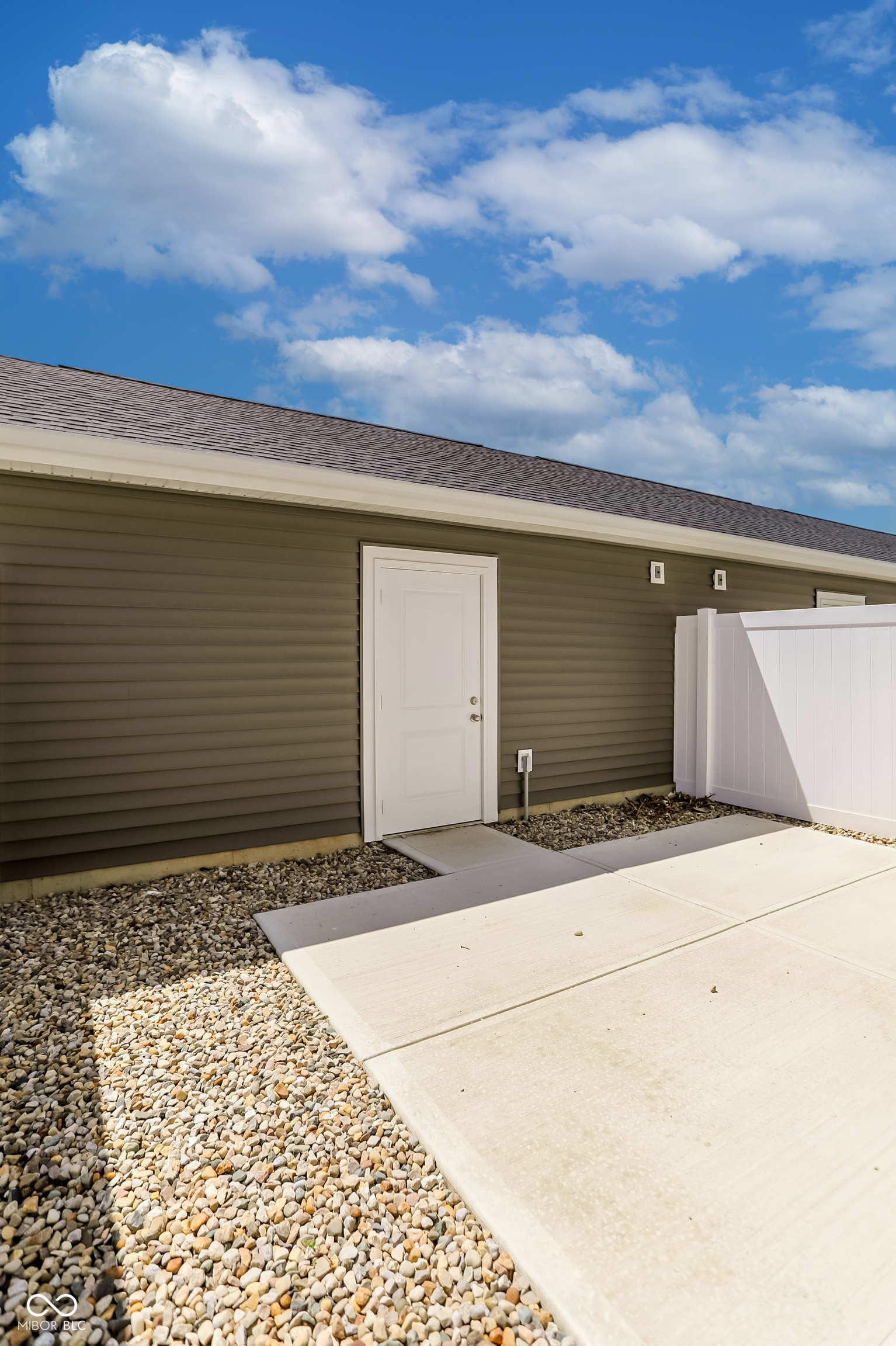 3389 E 196th Street