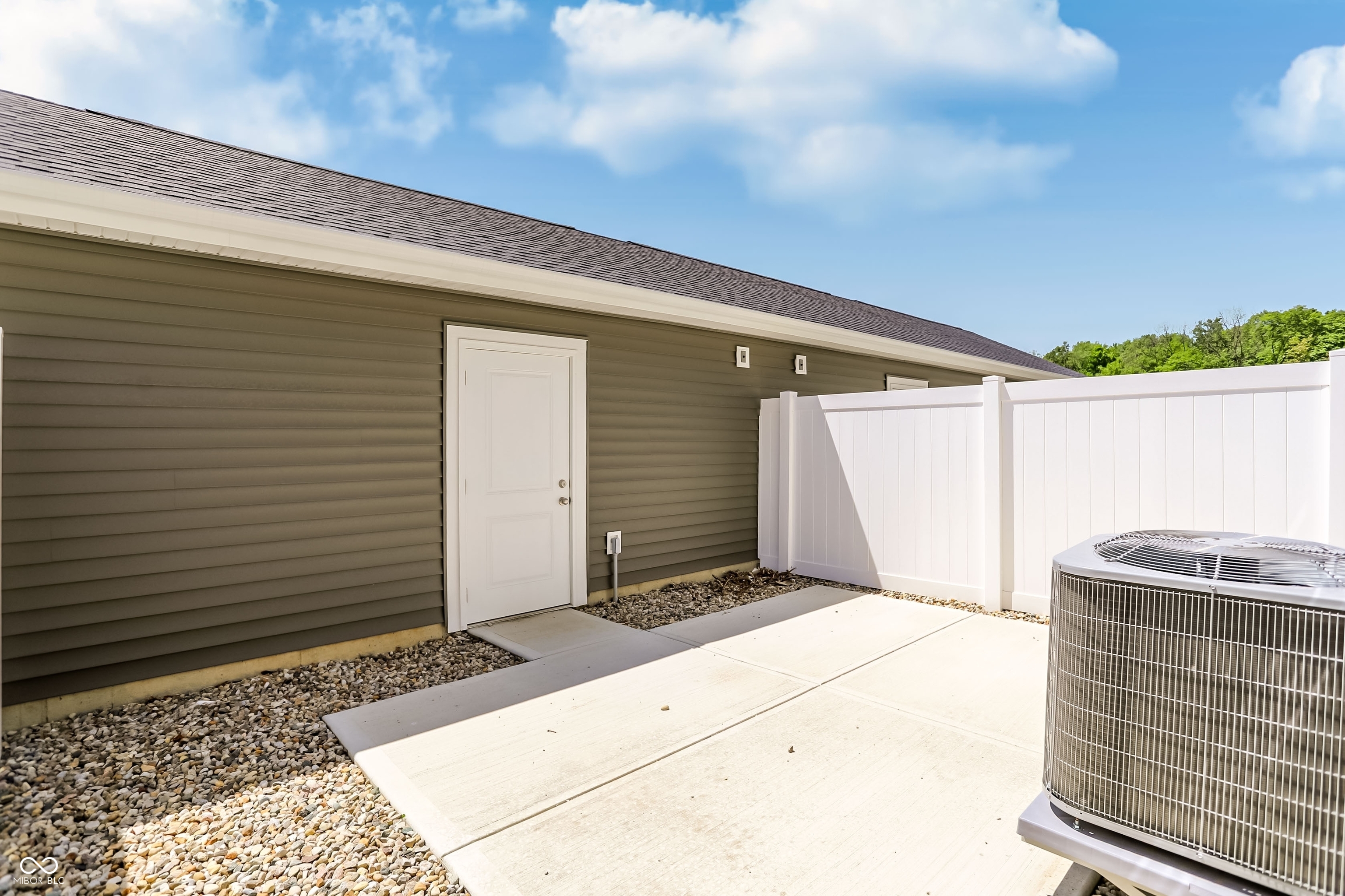 3389 E 196th Street