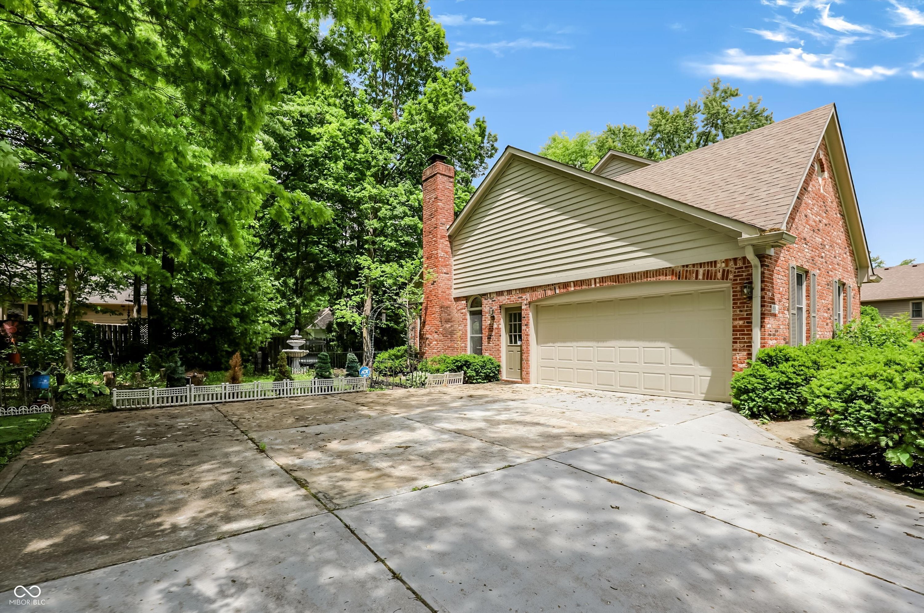 1884 Highland Cove