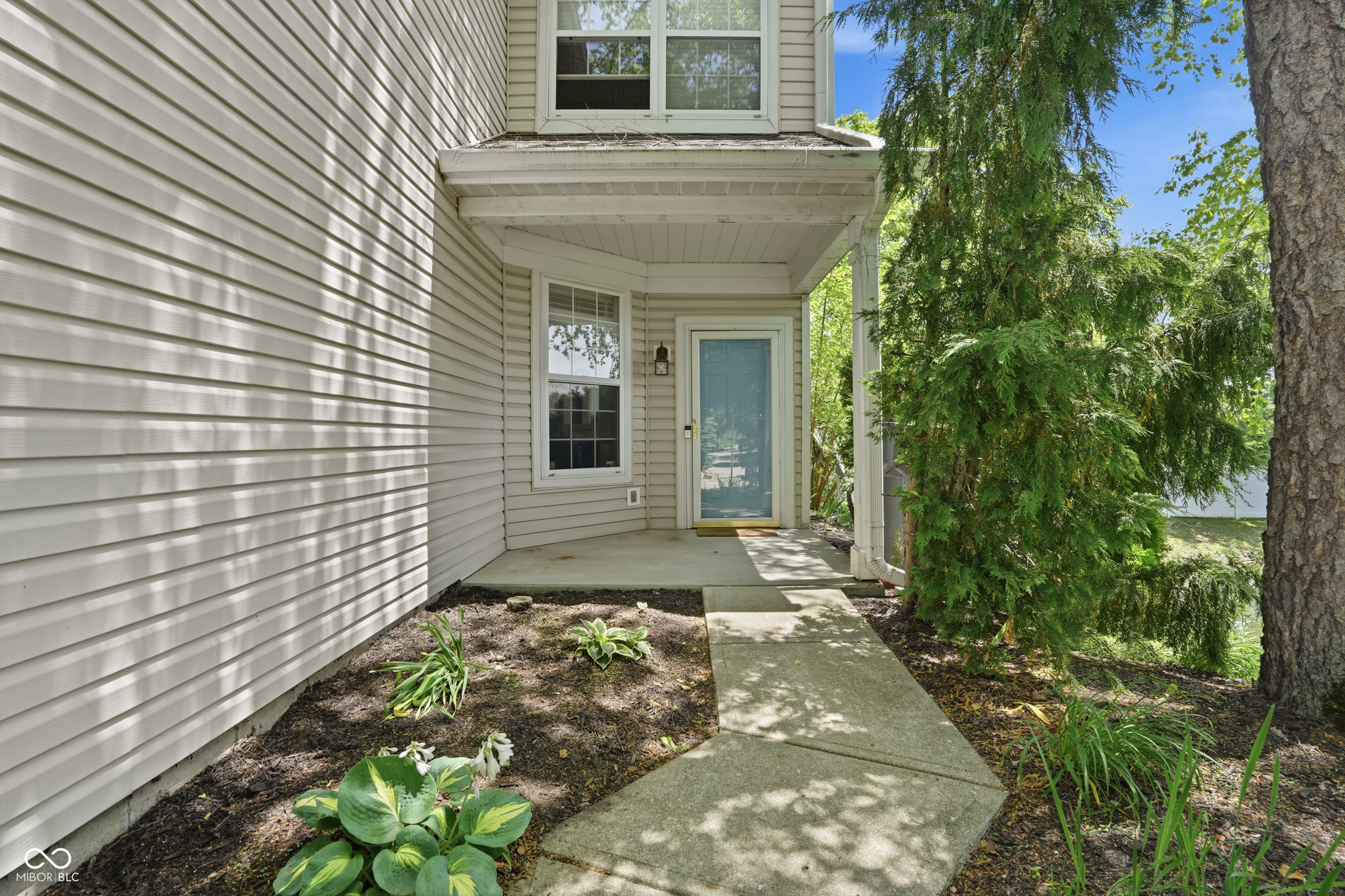 9517 Longwell Drive