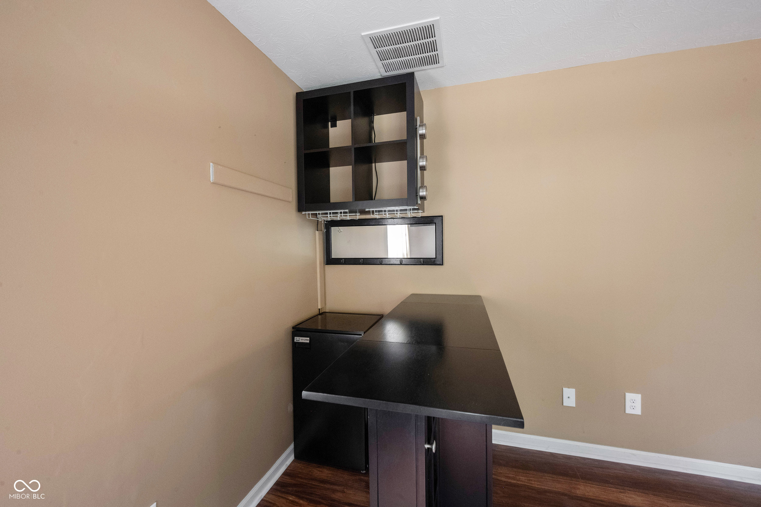 11910 Riley Drive Unit: 5